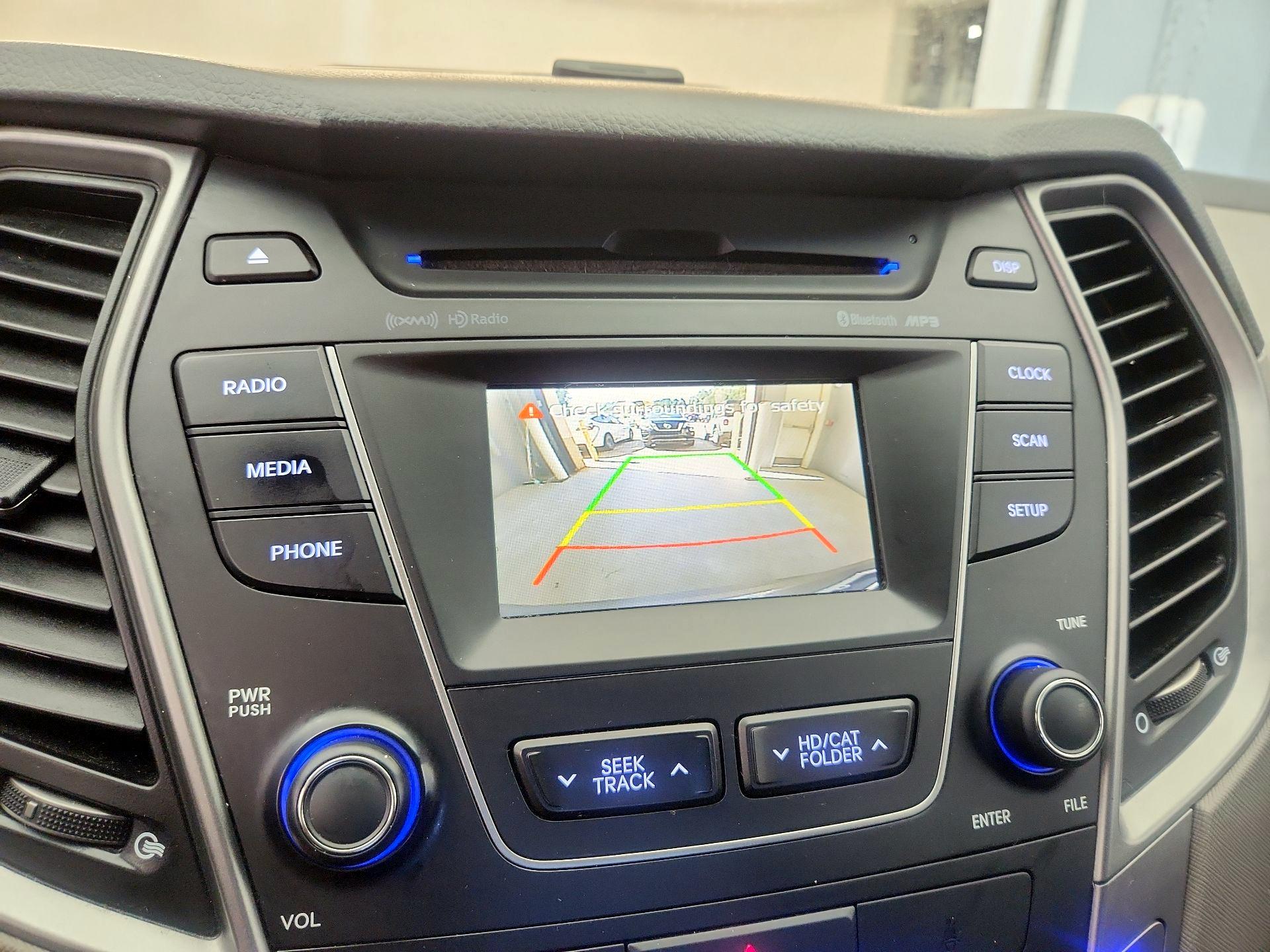 Thumbnail: 2015 Hyundai Santa Fe - 14
