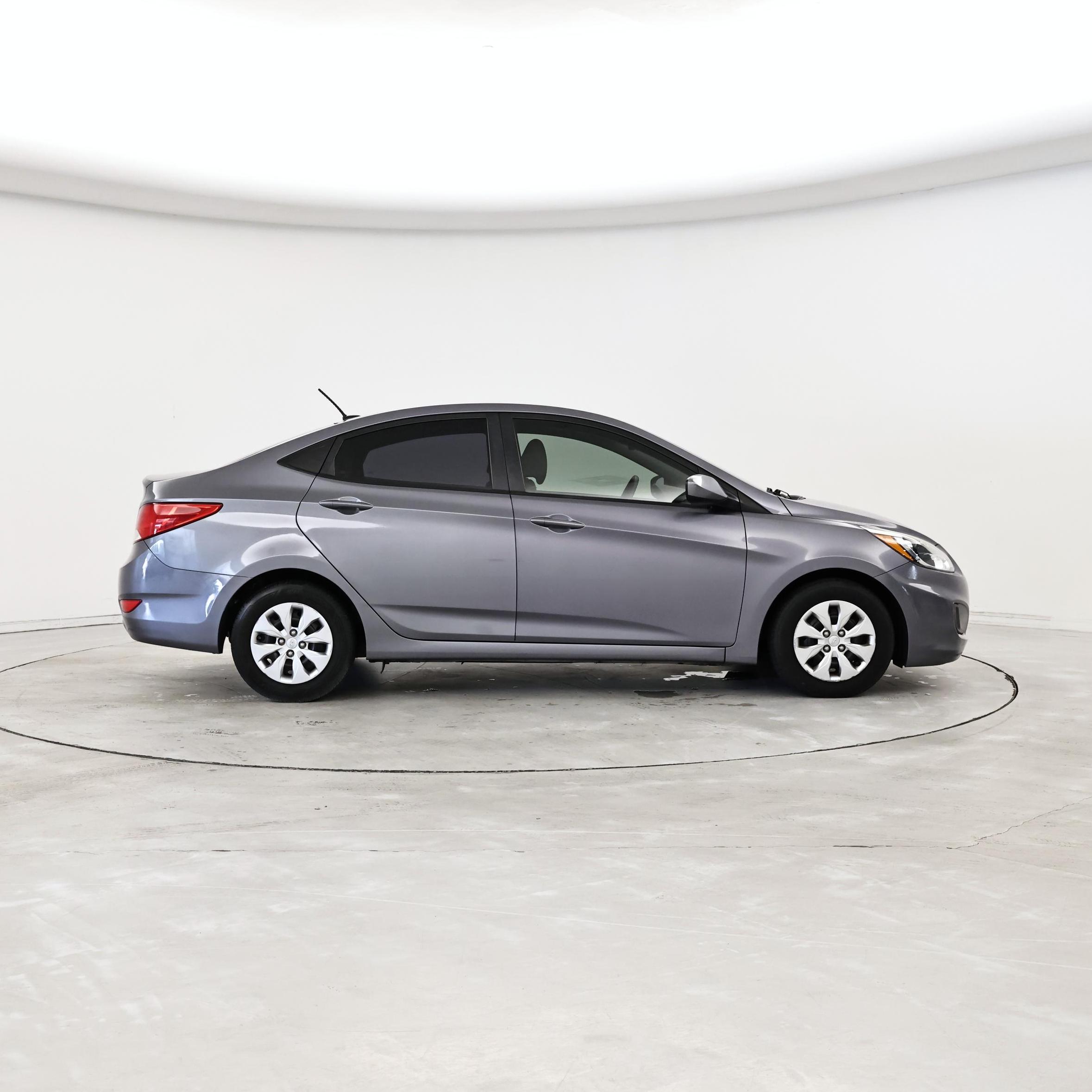 Thumbnail: 2016 Hyundai Accent - 7