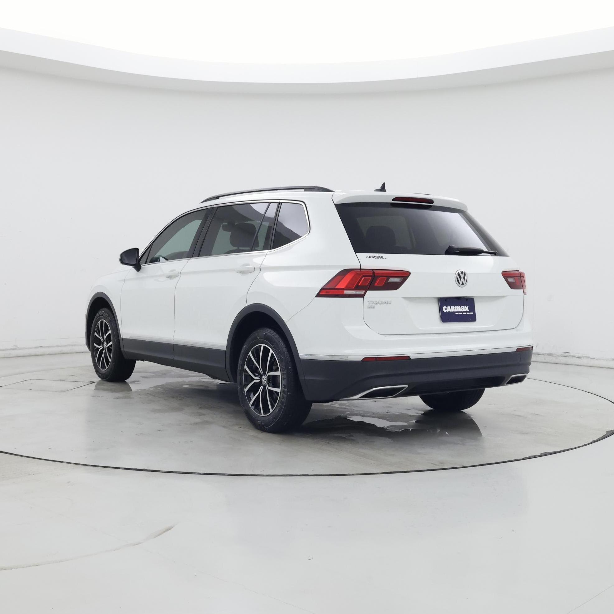 Thumbnail: 2021 Volkswagen Tiguan - 2
