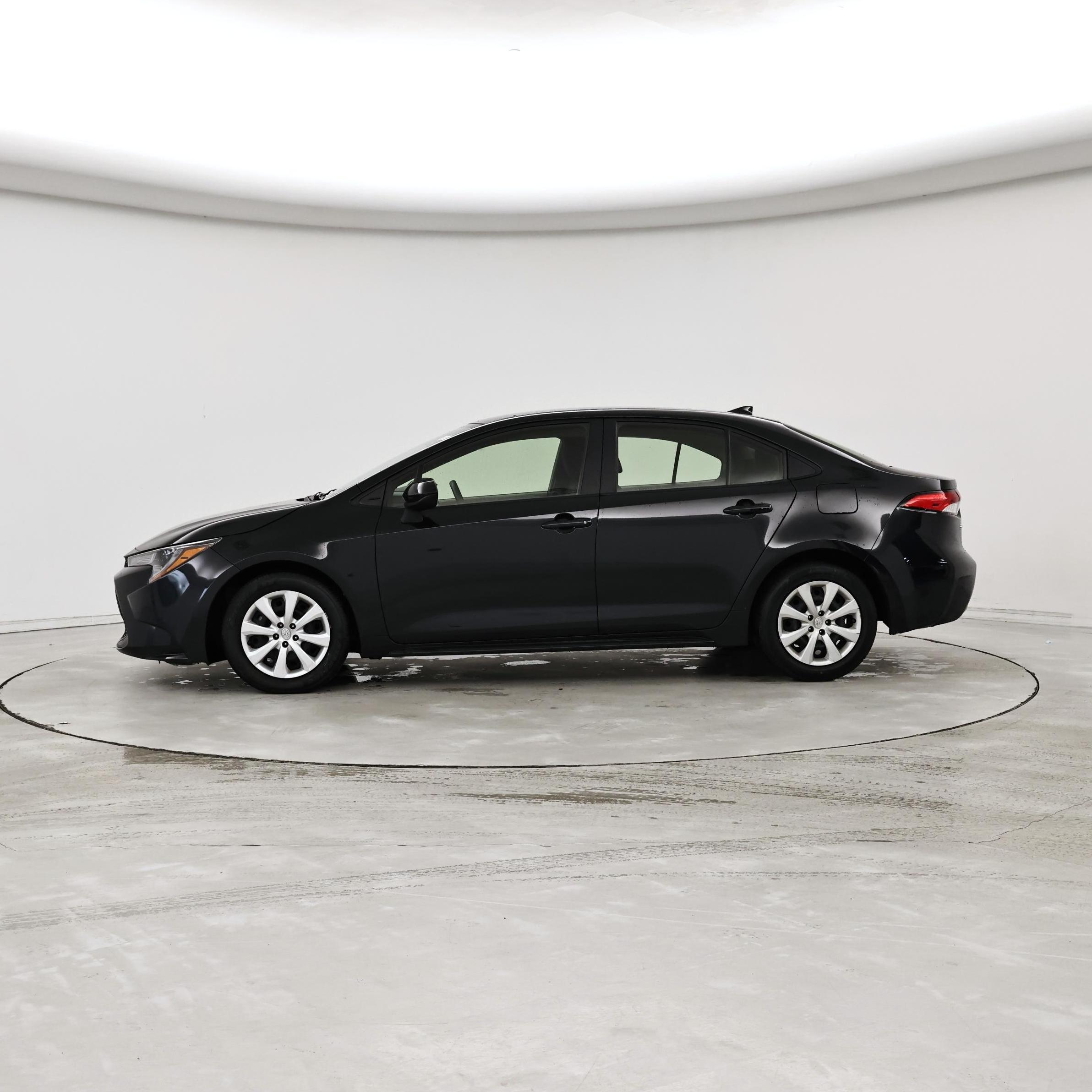 Thumbnail: 2021 Toyota Corolla - 3