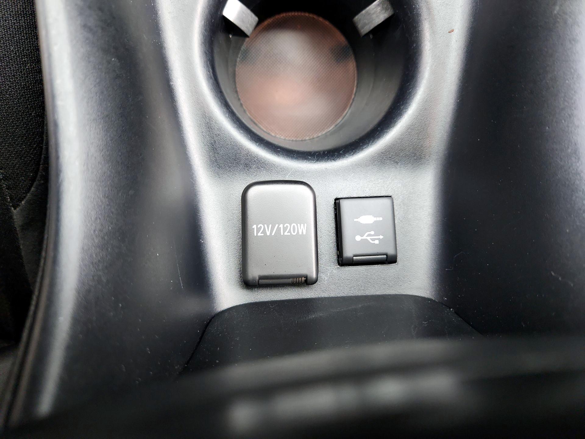 Thumbnail: 2020 Toyota Prius - 18