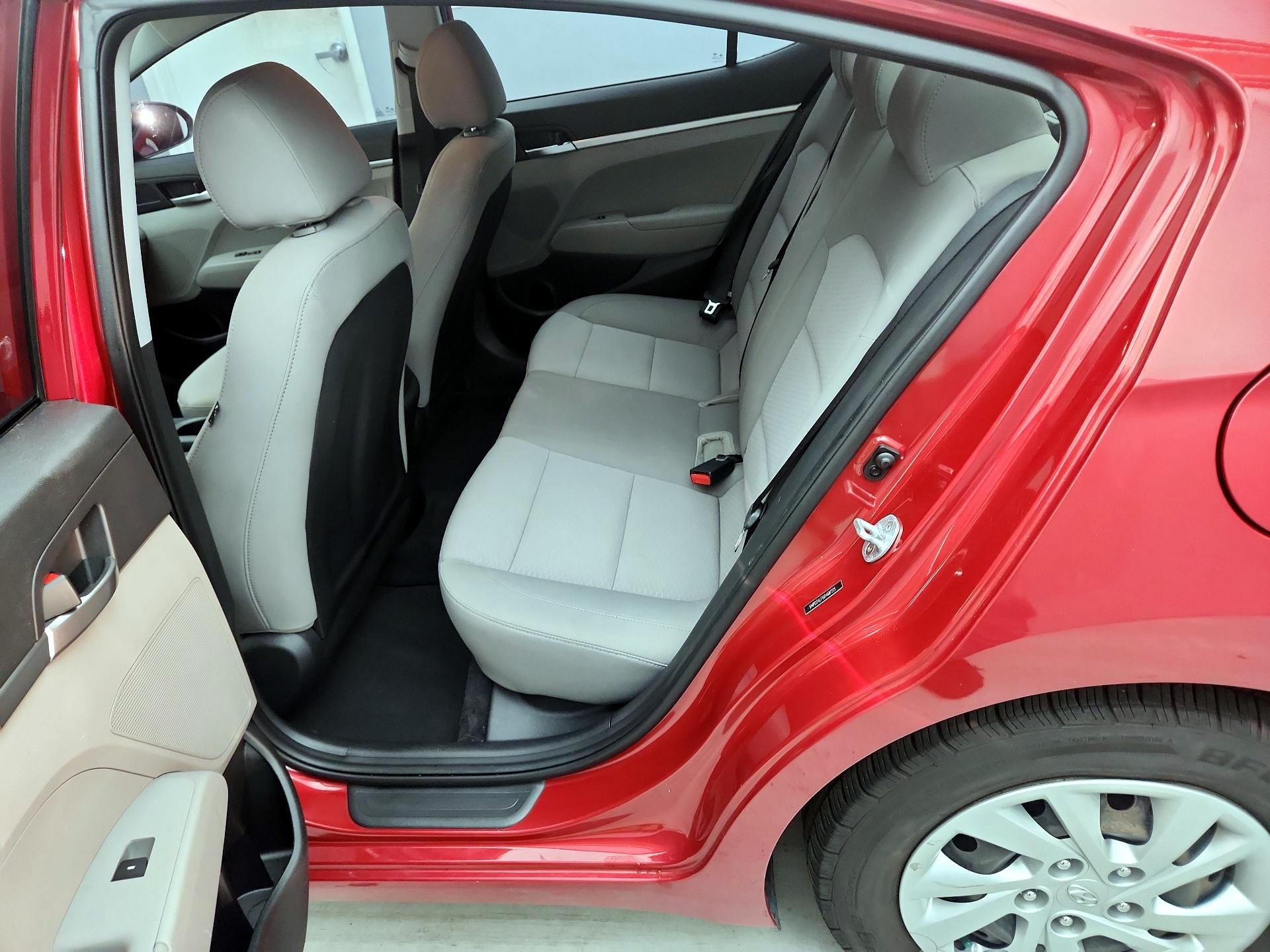 Thumbnail: 2019 Hyundai Elantra - 19