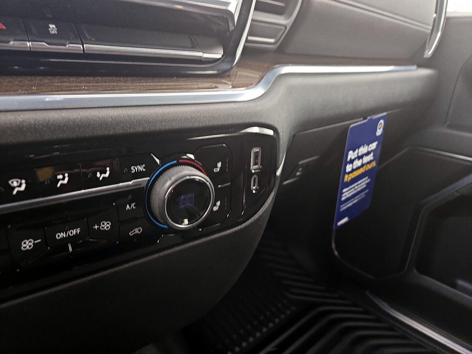 Thumbnail: 2022 Chevrolet Silverado 1500 - 19