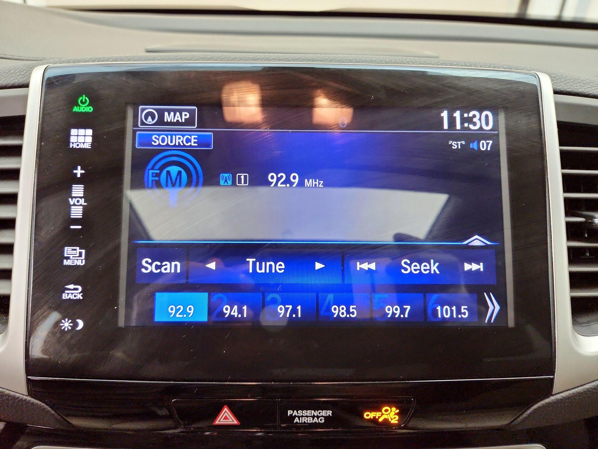 Thumbnail: 2016 Honda Pilot - 15