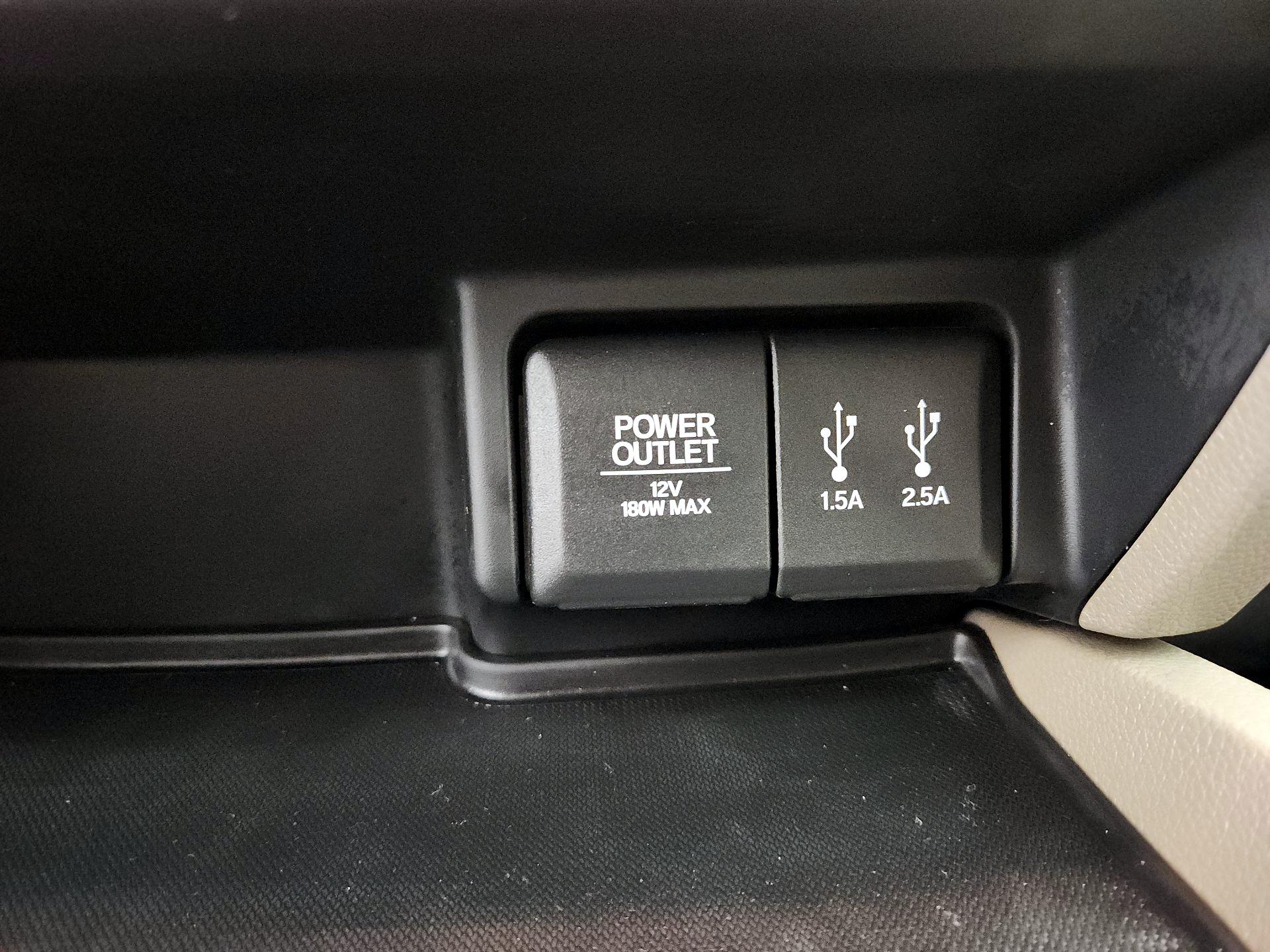 Thumbnail: 2016 Honda Pilot - 18