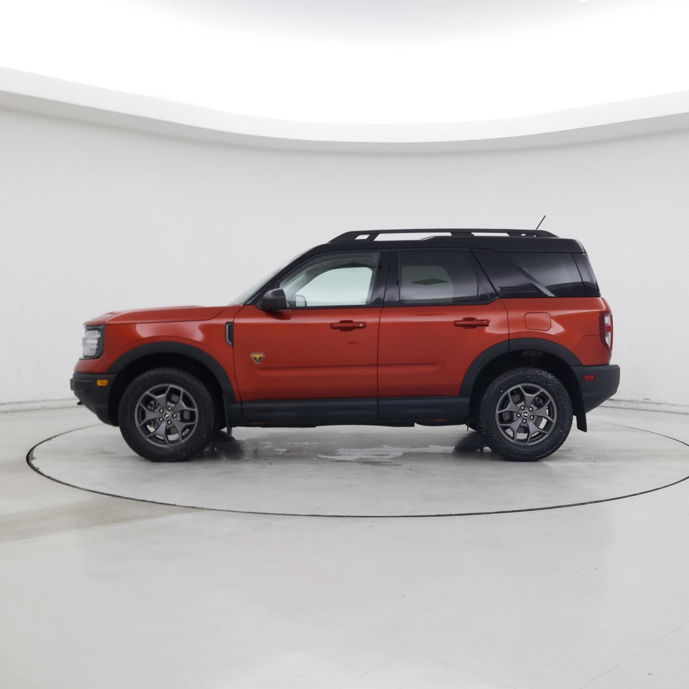 Thumbnail: 2023 Ford Bronco Sport - 3