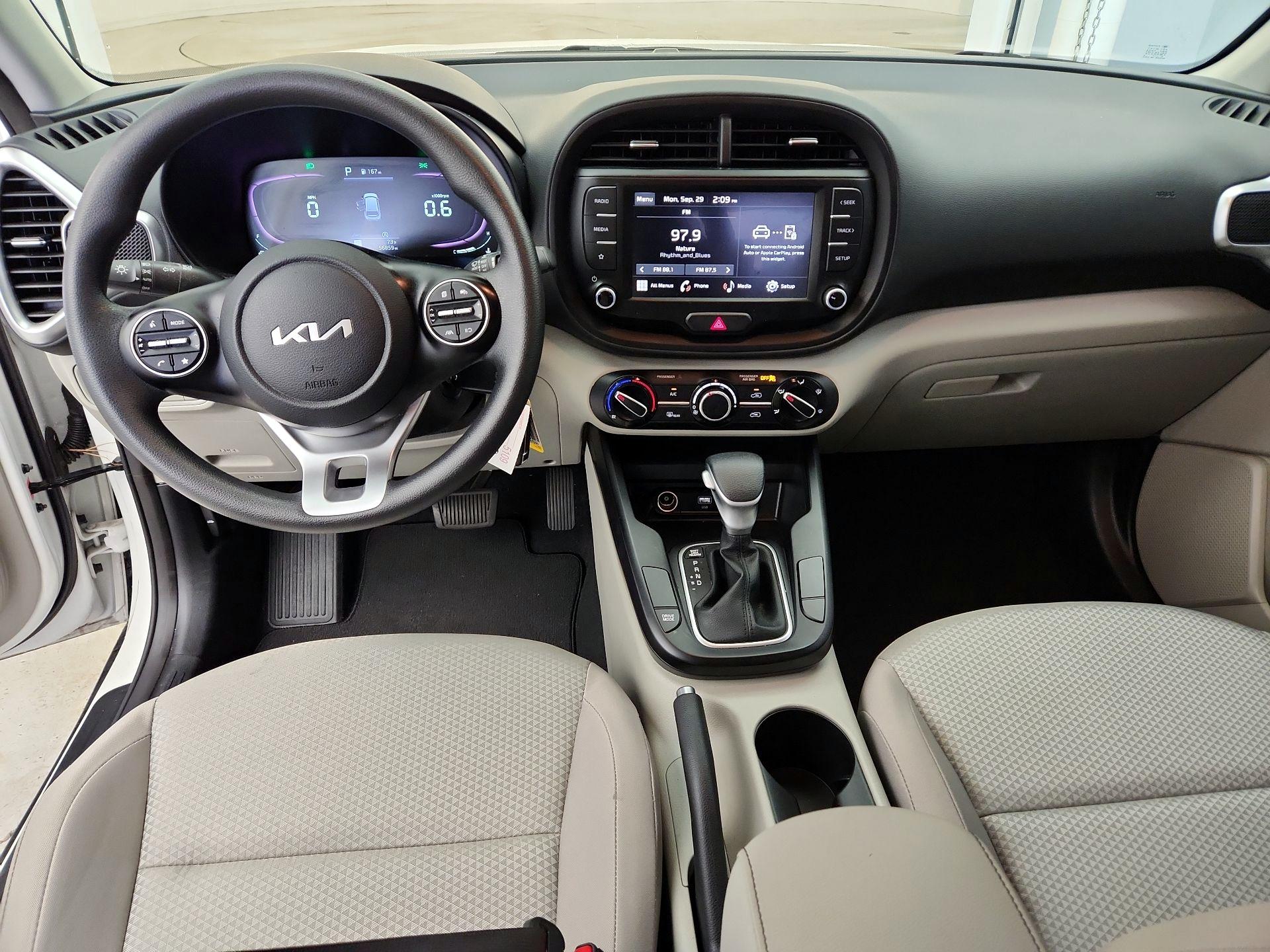 Thumbnail: 2023 Kia Soul - 9