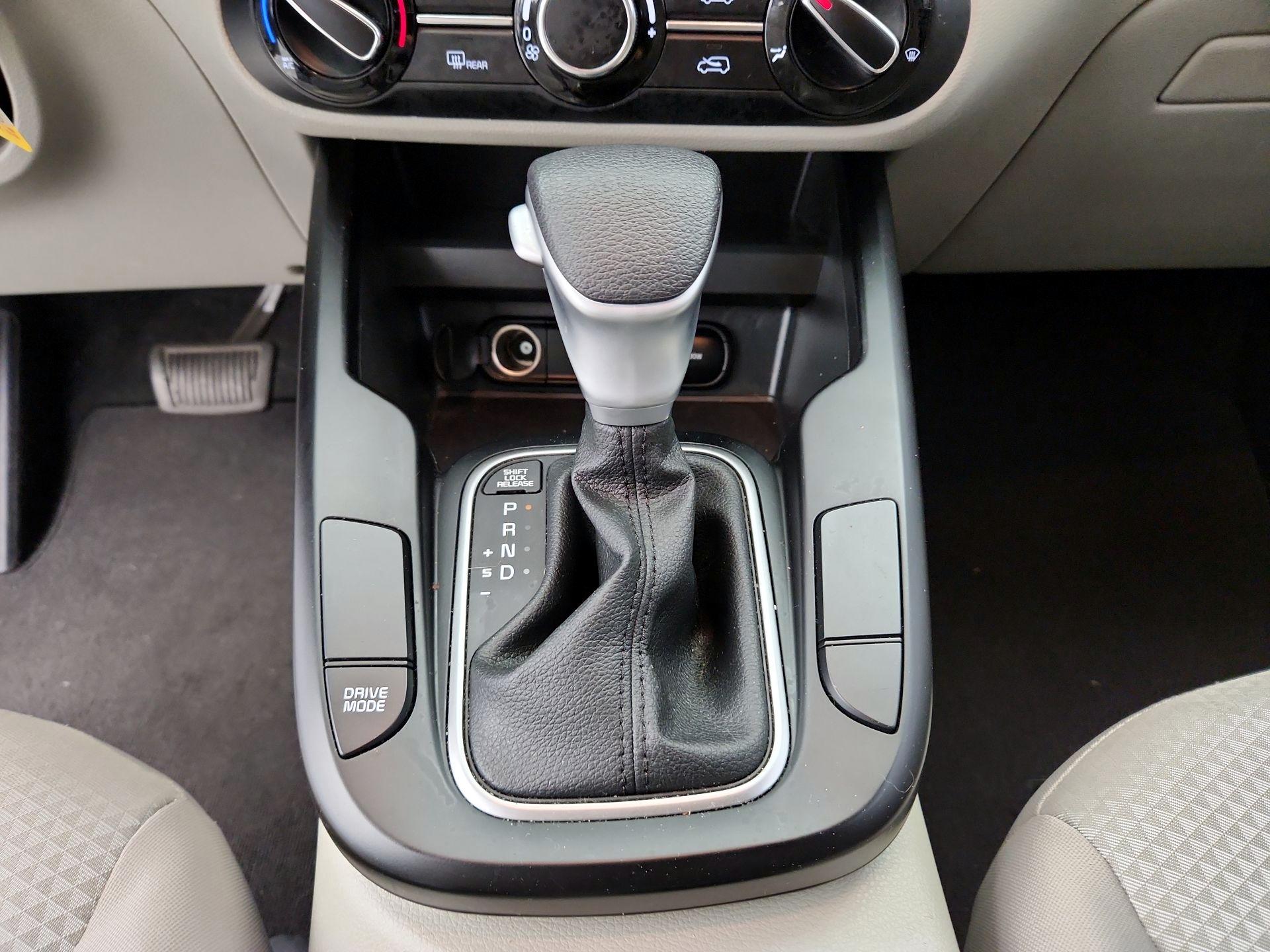 Thumbnail: 2023 Kia Soul - 17