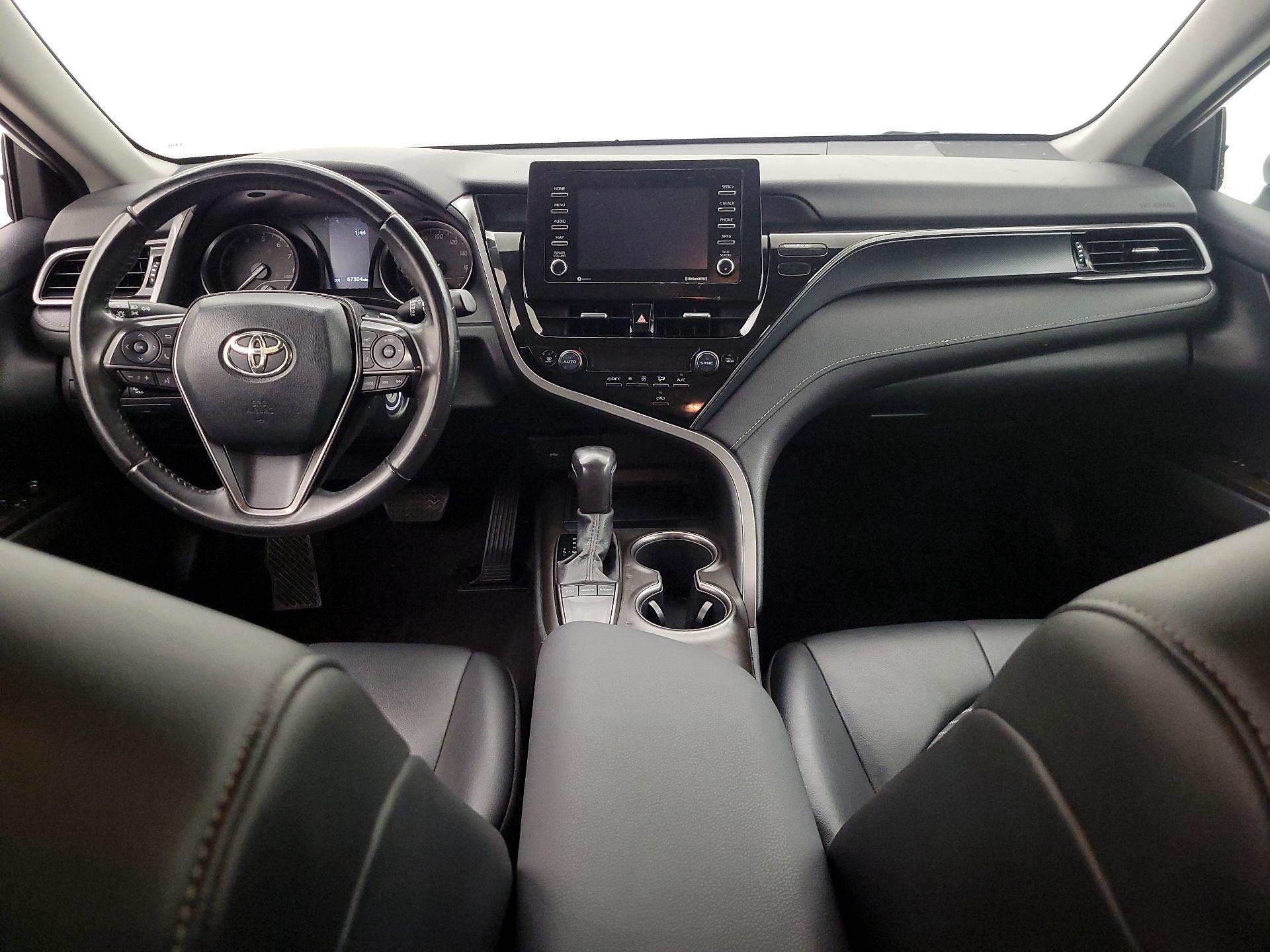 Thumbnail: 2022 Toyota Camry - 9