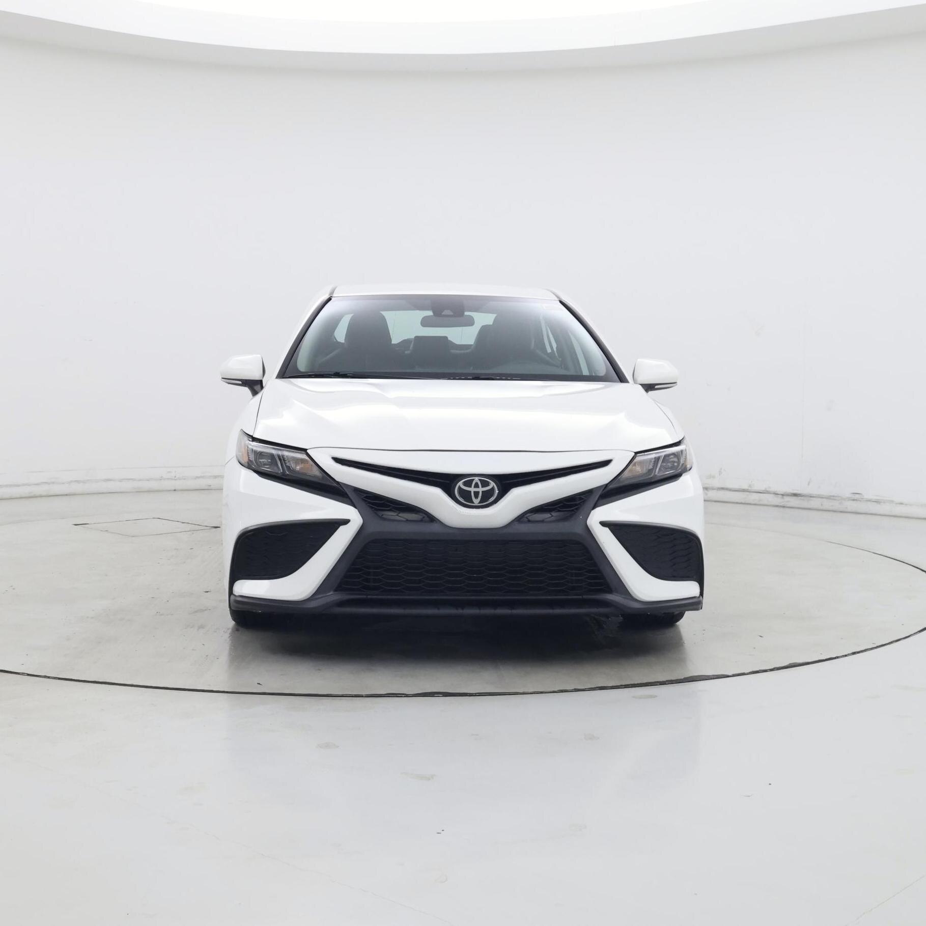 Thumbnail: 2022 Toyota Camry - 5