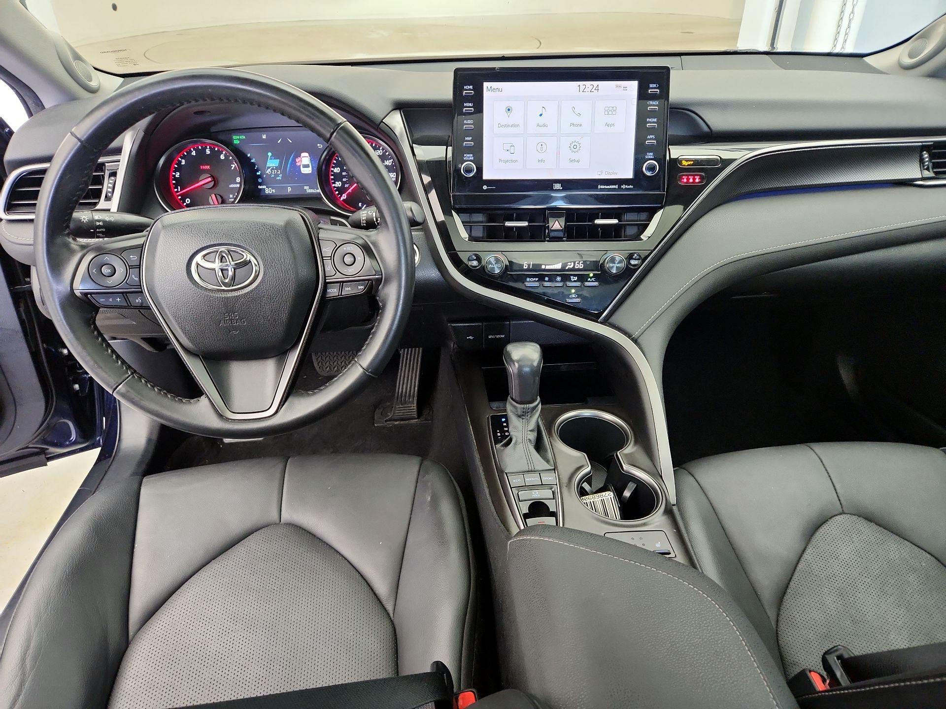 Thumbnail: 2021 Toyota Camry - 9