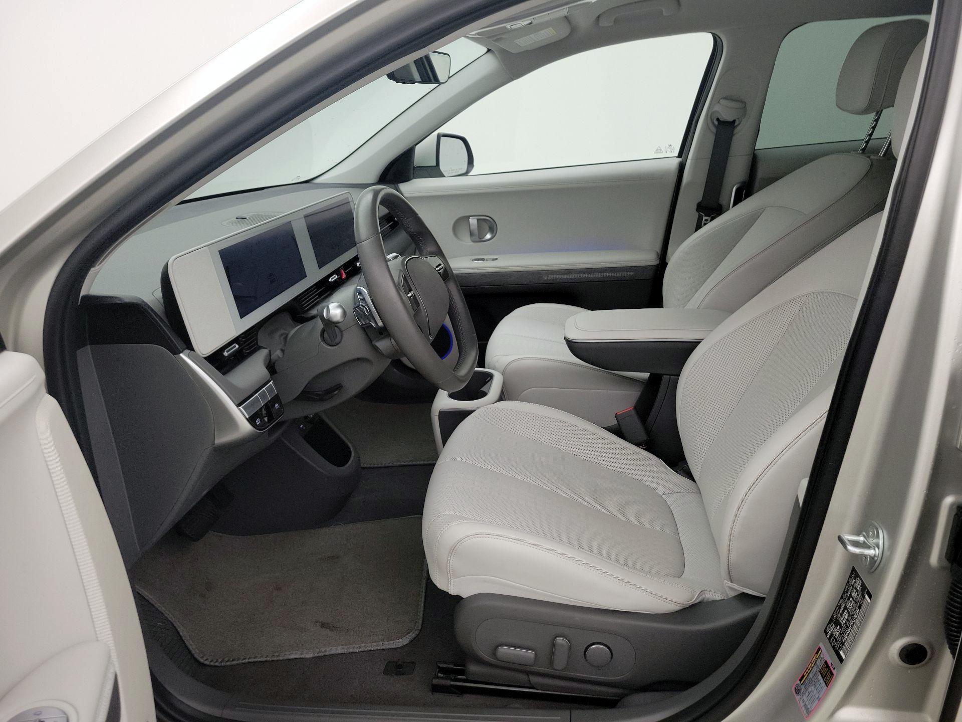 Thumbnail: 2023 Hyundai Ioniq 5 - 11