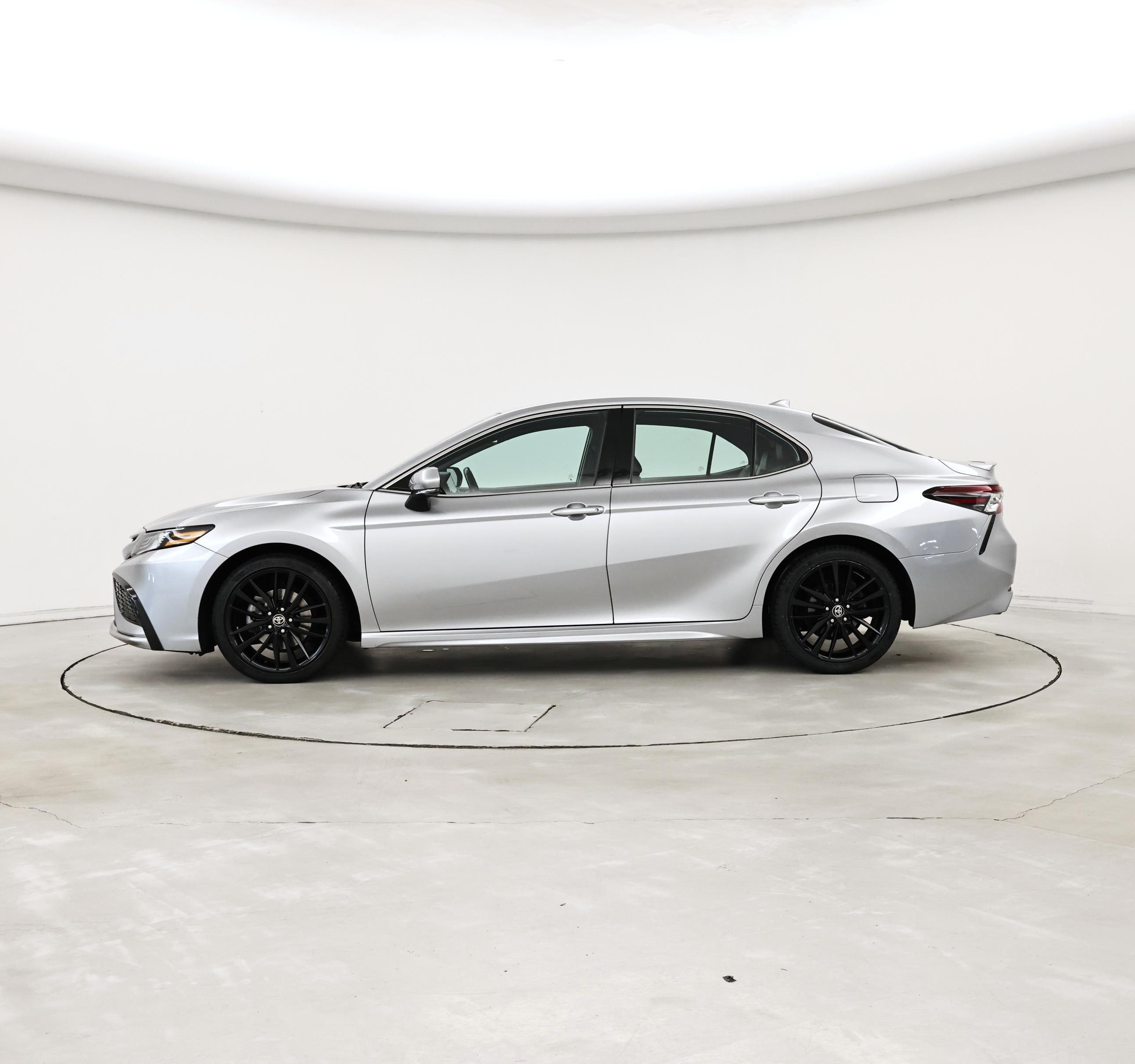 Thumbnail: 2023 Toyota Camry - 3