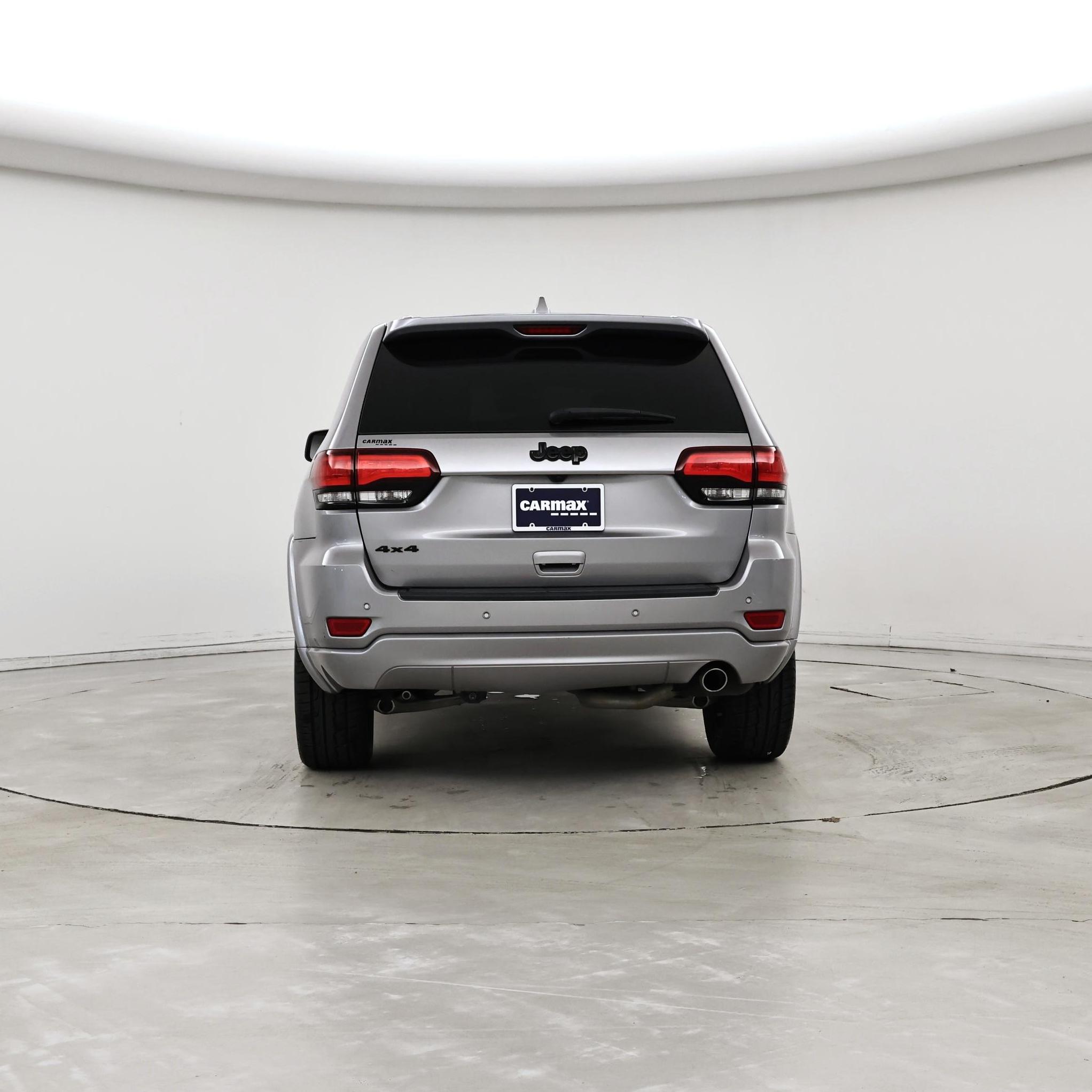 Thumbnail: 2018 Jeep Grand Cherokee - 6