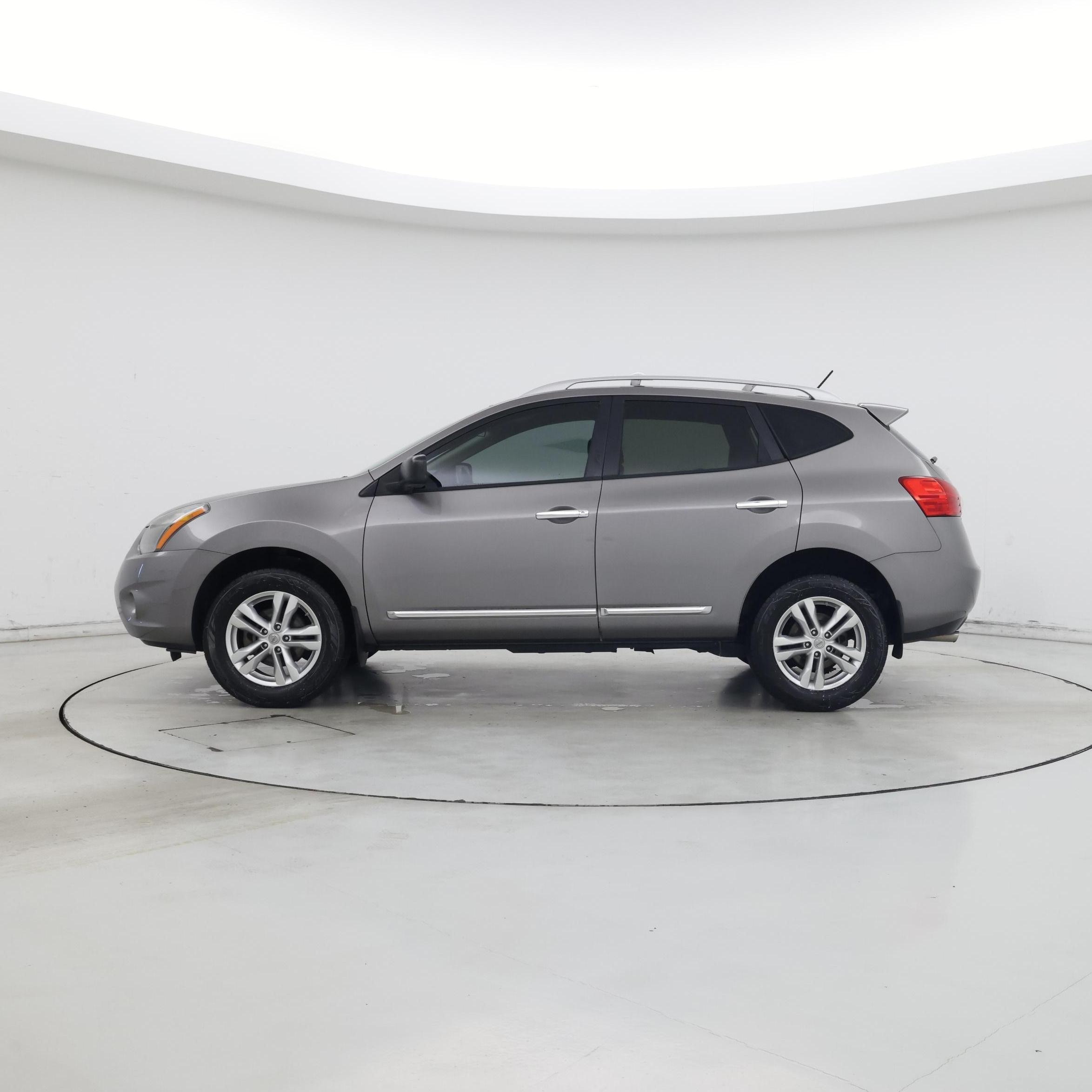 Thumbnail: 2015 Nissan Rogue - 3