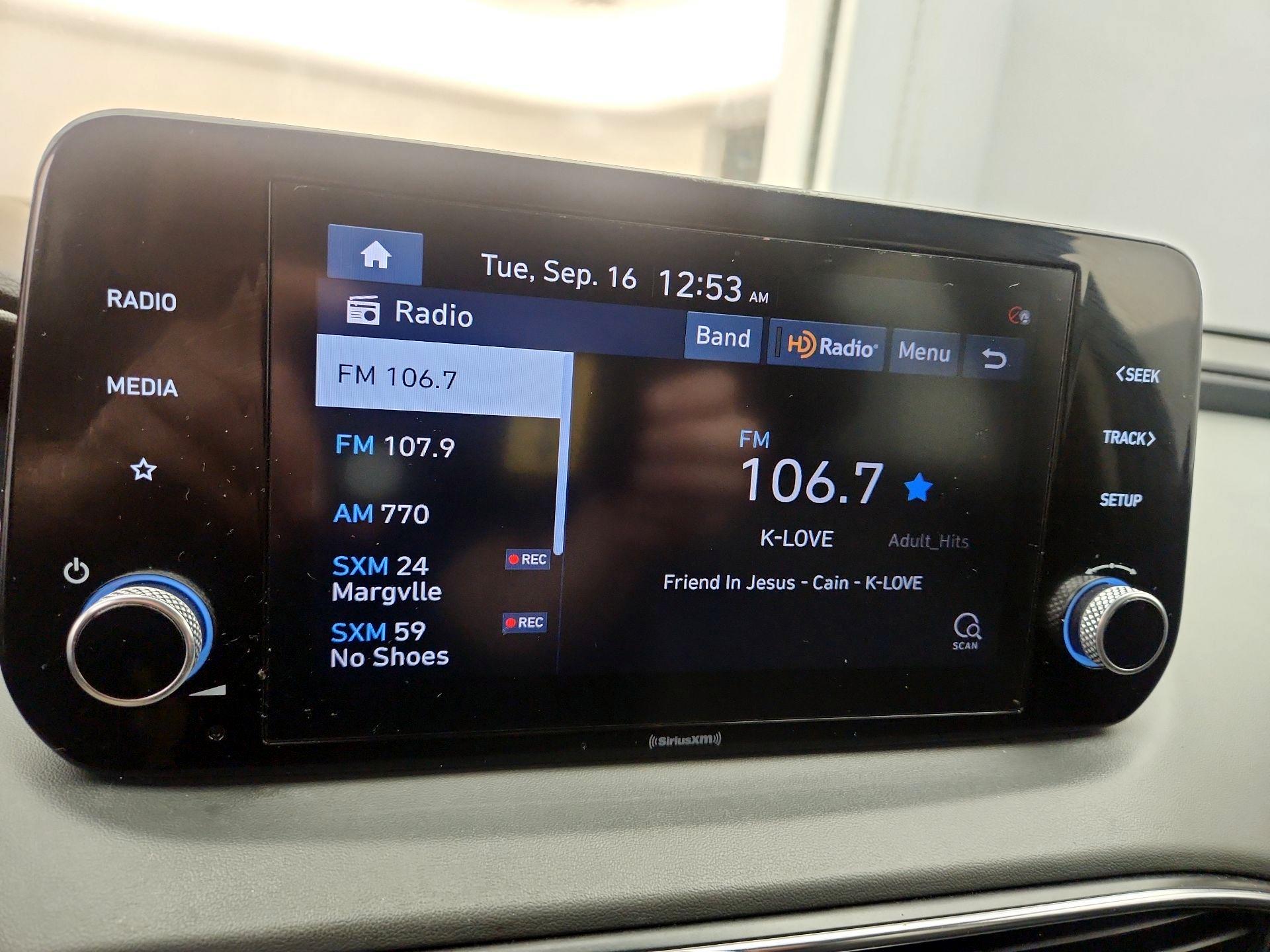 Thumbnail: 2021 Hyundai Santa Fe - 15
