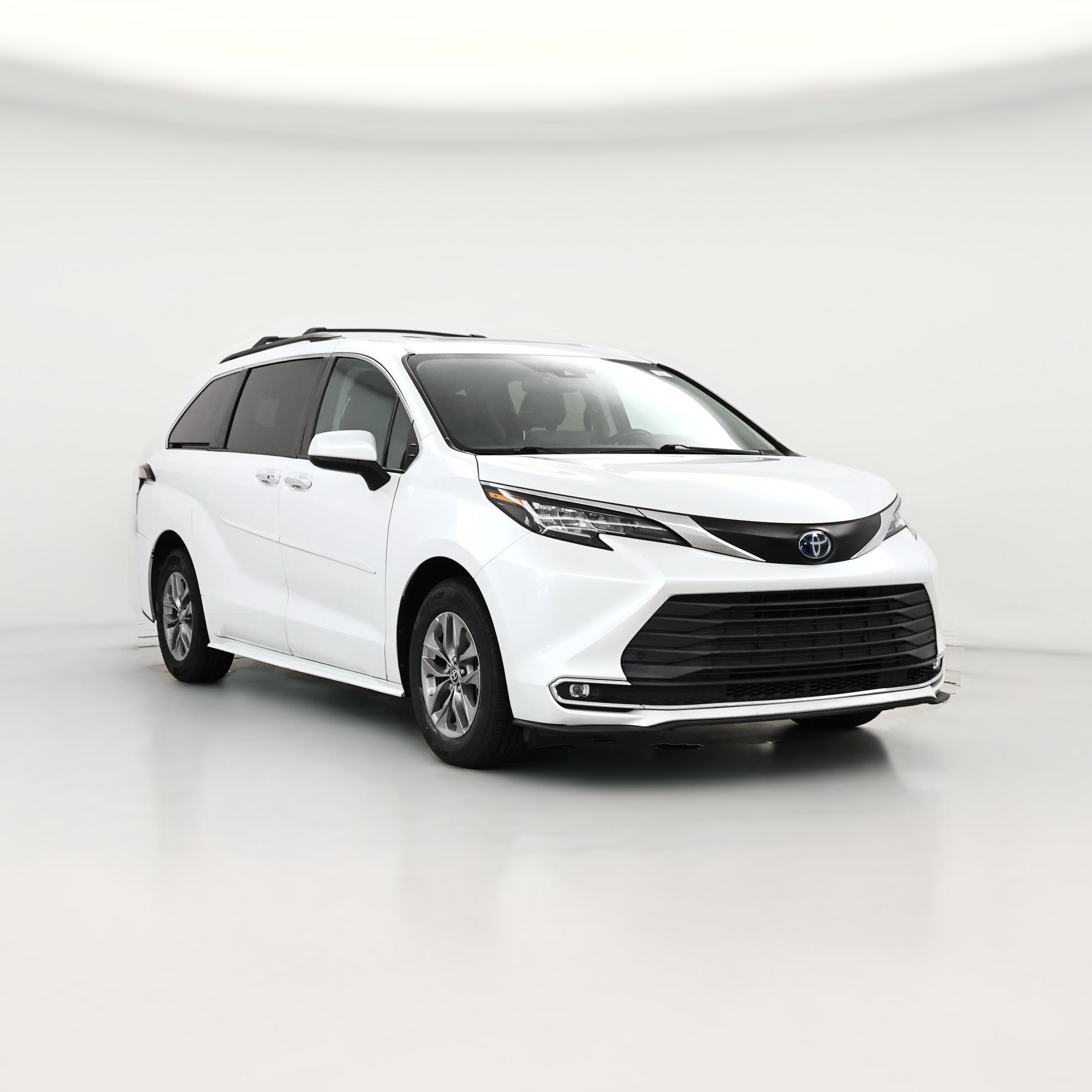 Thumbnail: 2022 Toyota Sienna - 1