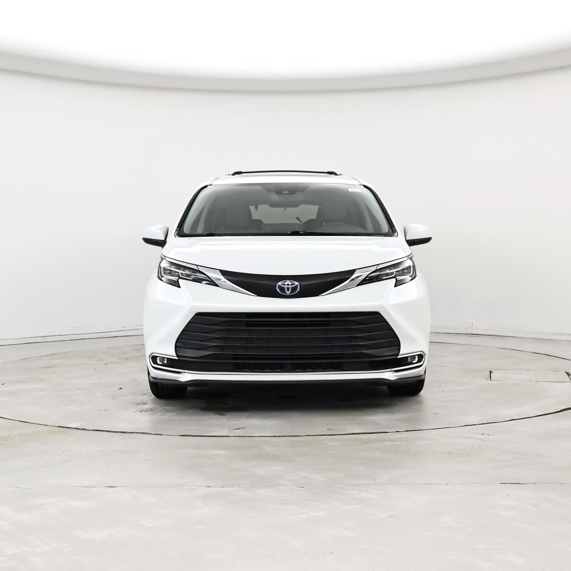 Thumbnail: 2022 Toyota Sienna - 5