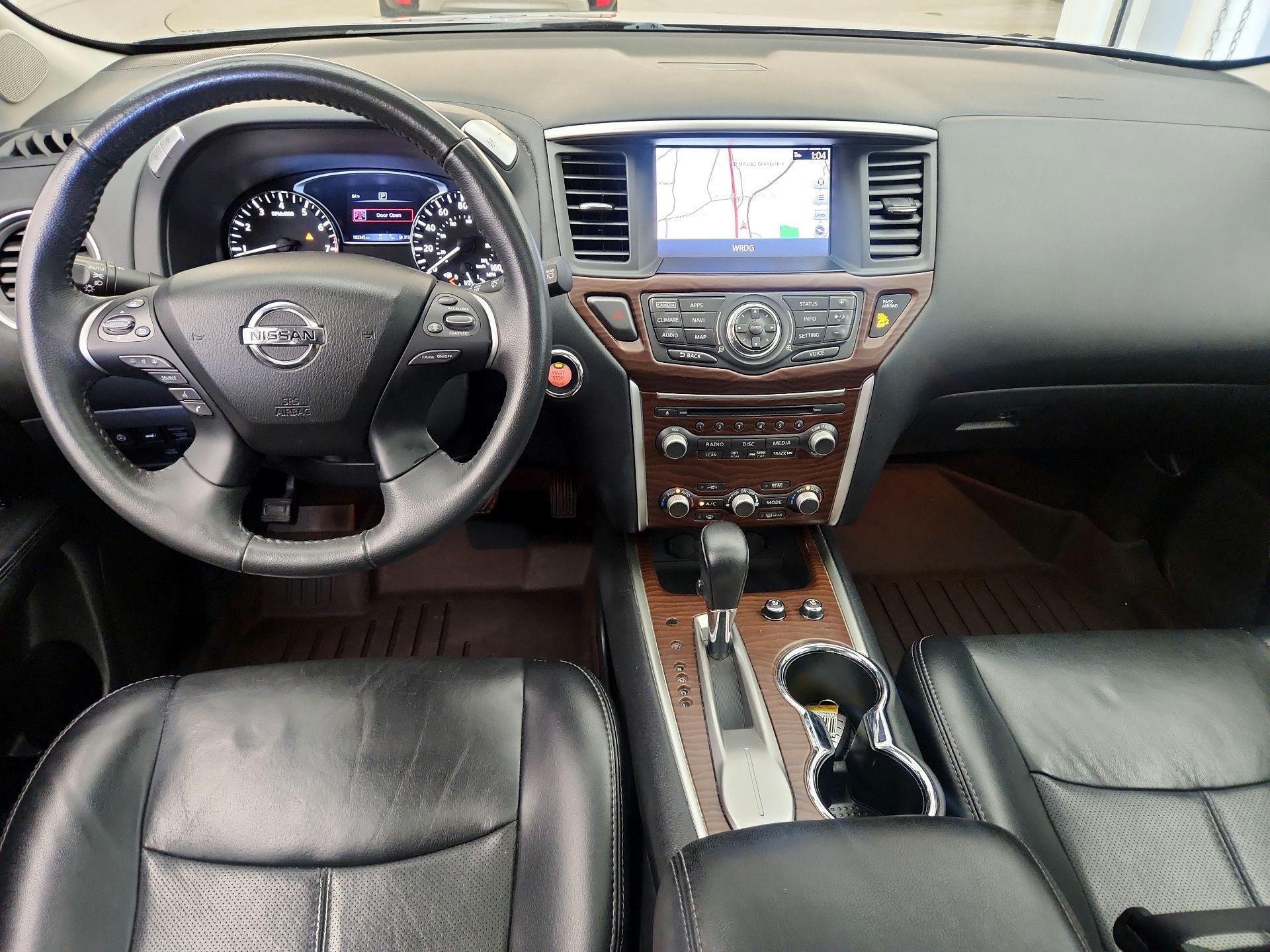 Thumbnail: 2017 Nissan Pathfinder - 9