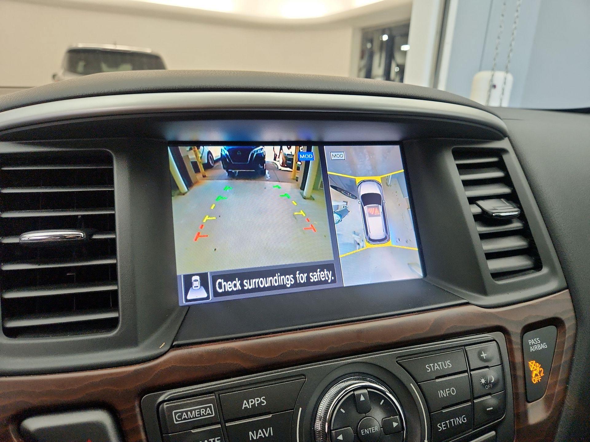 Thumbnail: 2017 Nissan Pathfinder - 15