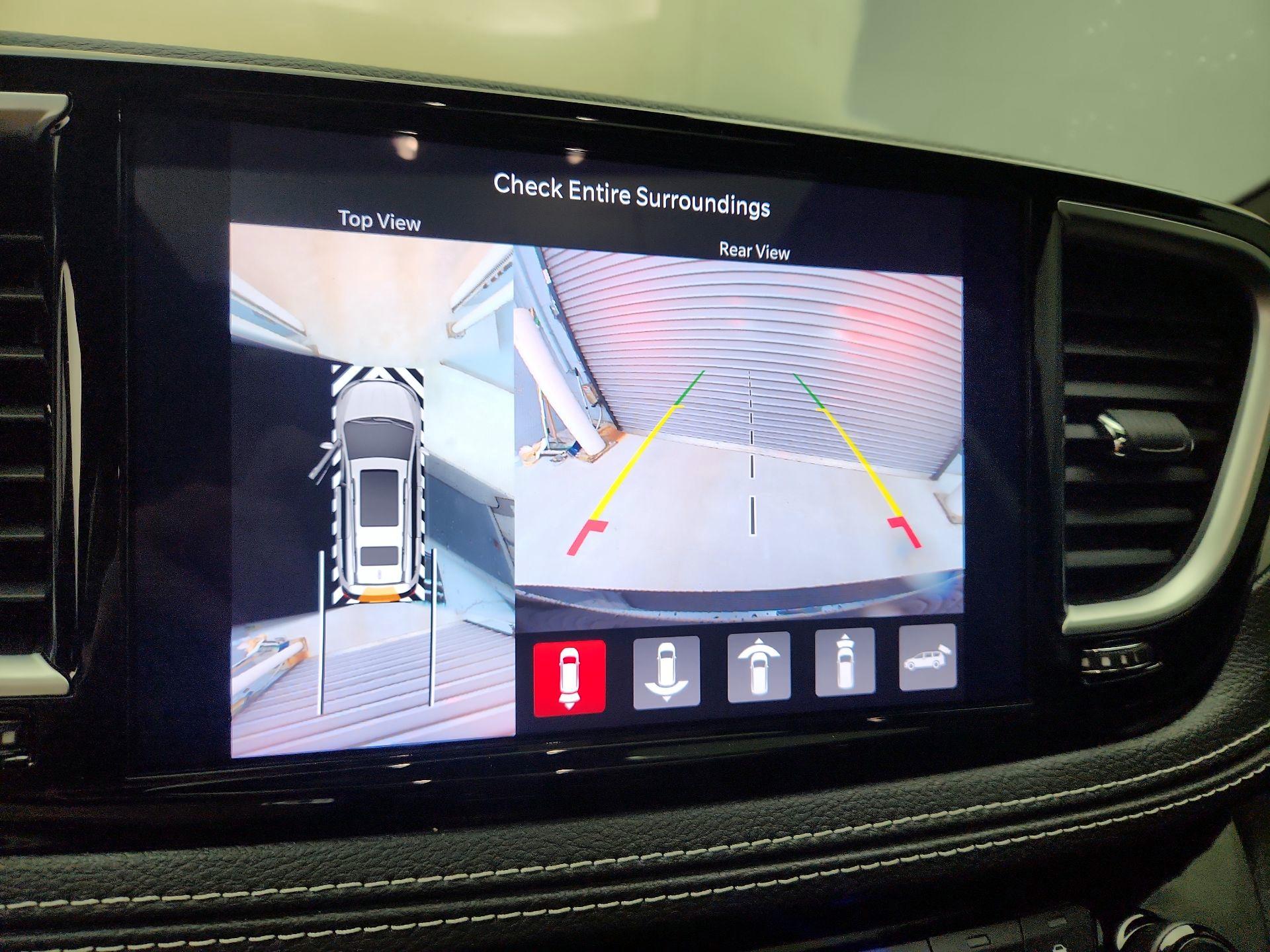 Thumbnail: 2022 Chrysler Pacifica - 15