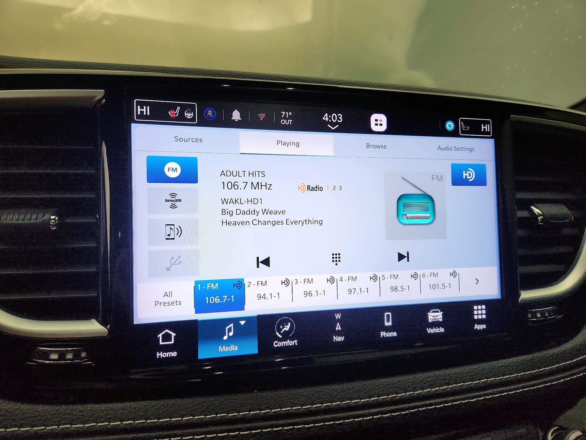 Thumbnail: 2022 Chrysler Pacifica - 16