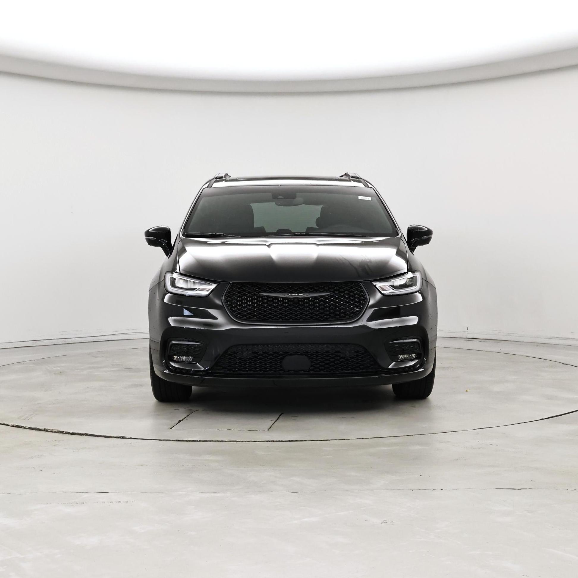 Thumbnail: 2022 Chrysler Pacifica - 5