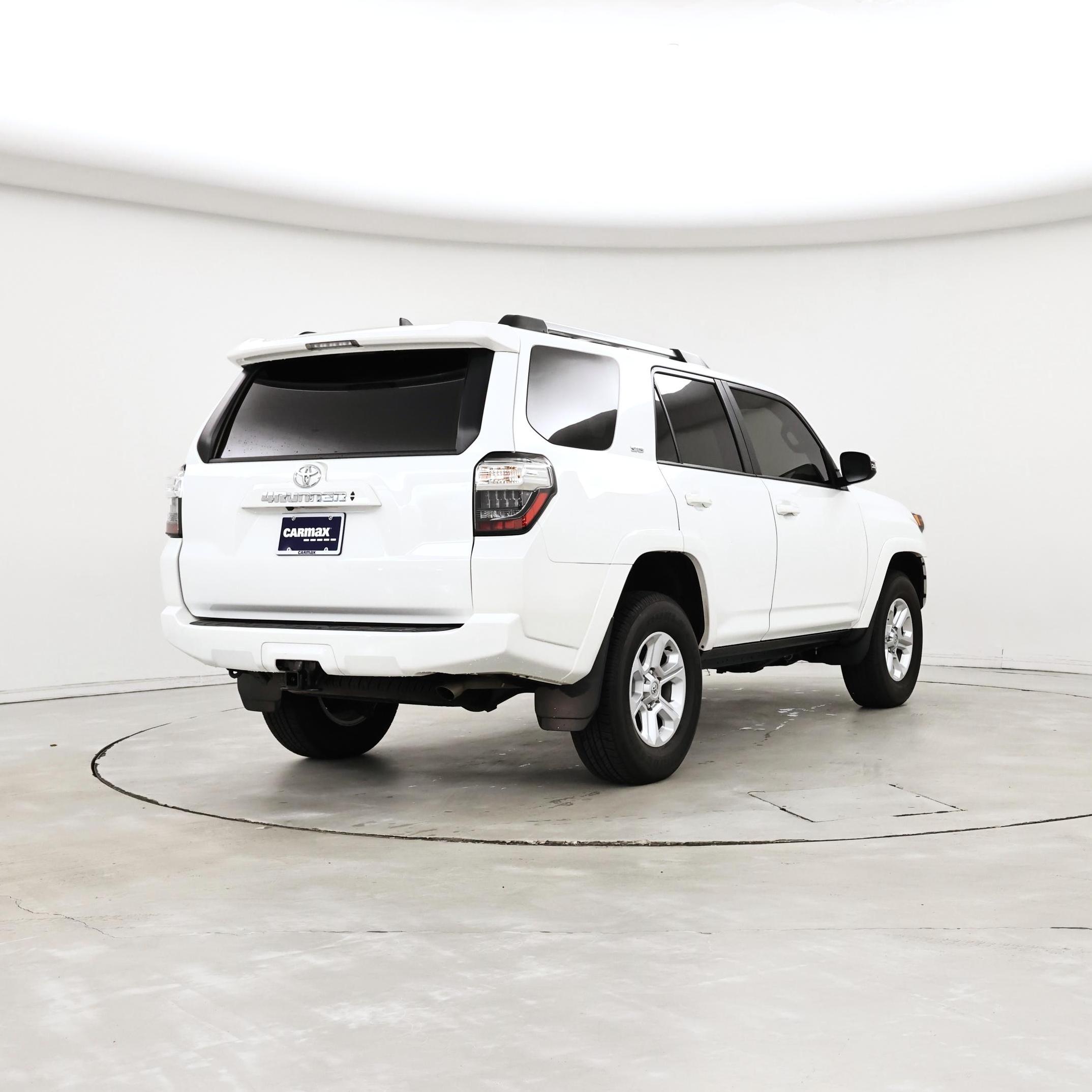 Thumbnail: 2024 Toyota 4Runner - 8