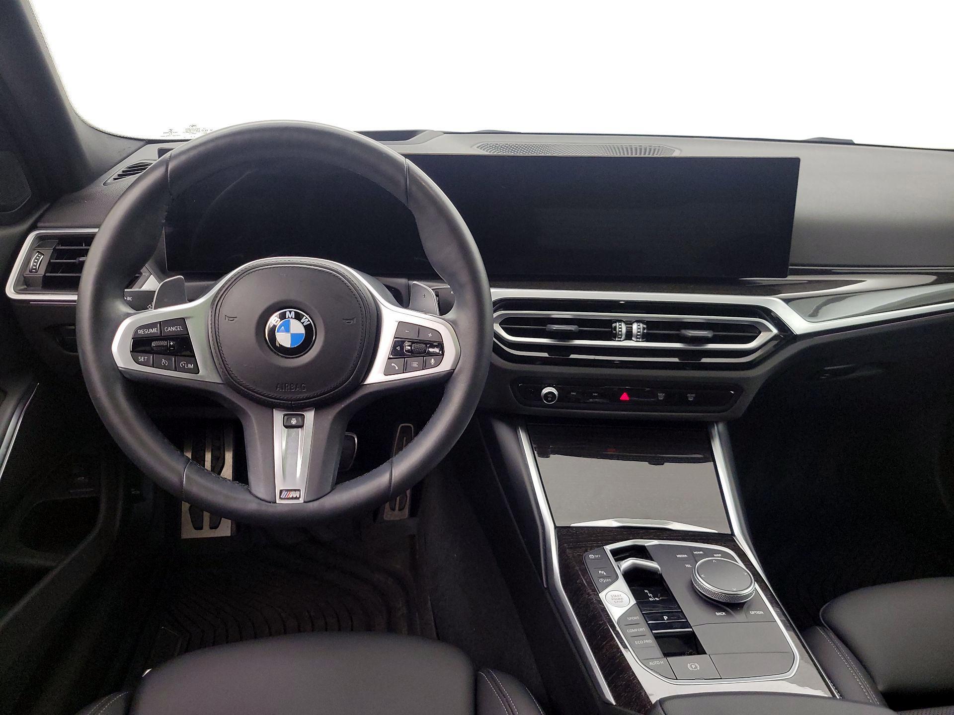 Thumbnail: 2023 BMW 3 Series - 10