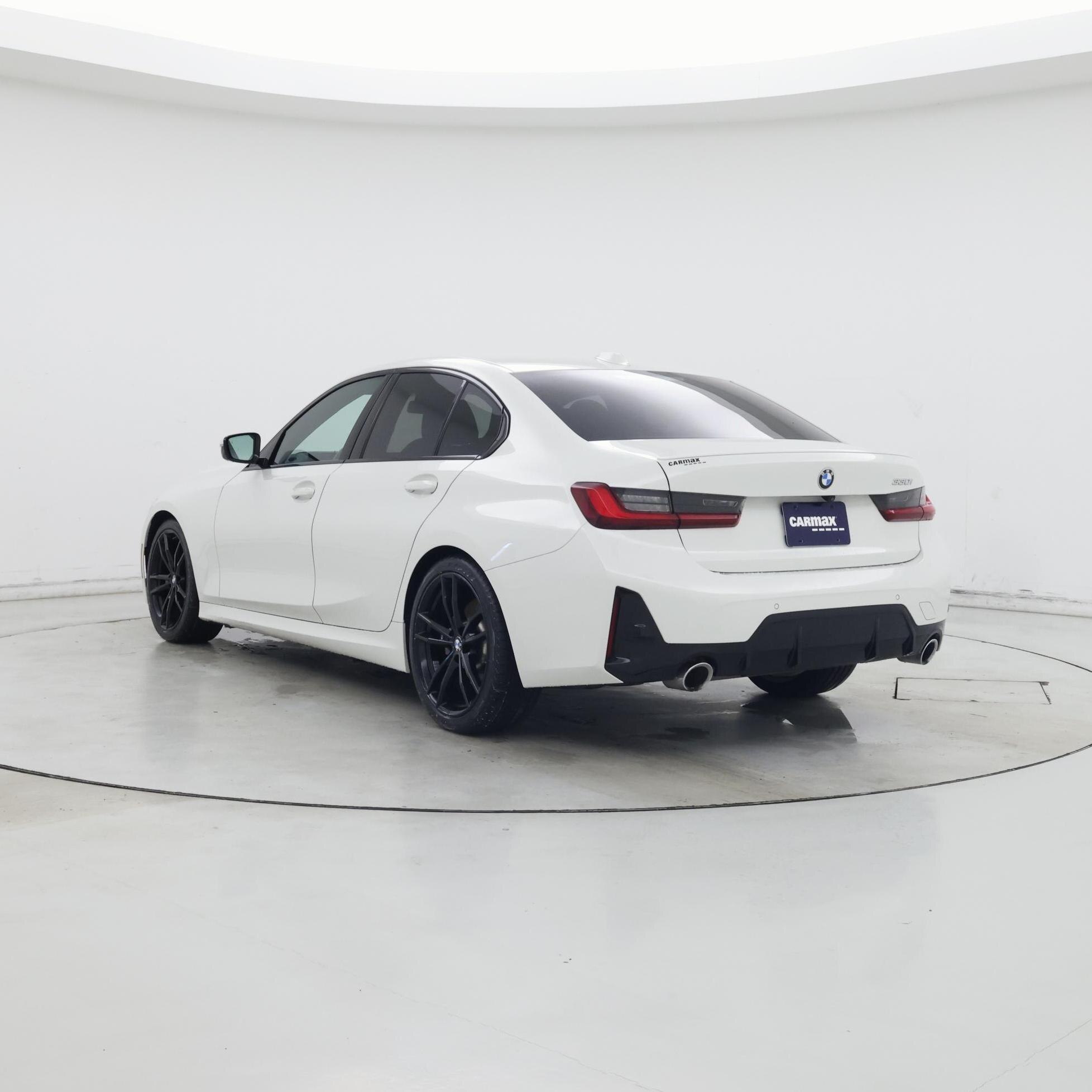 Thumbnail: 2023 BMW 3 Series - 2