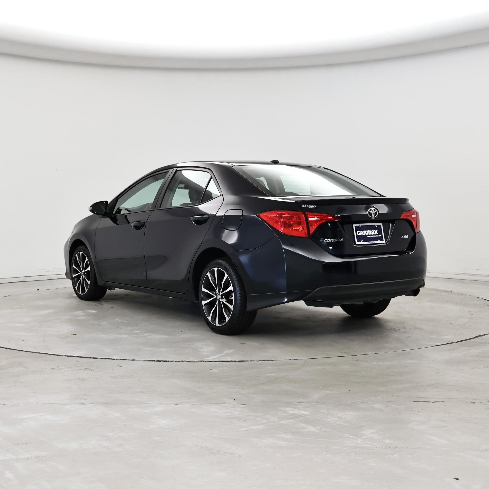 Thumbnail: 2017 Toyota Corolla - 2