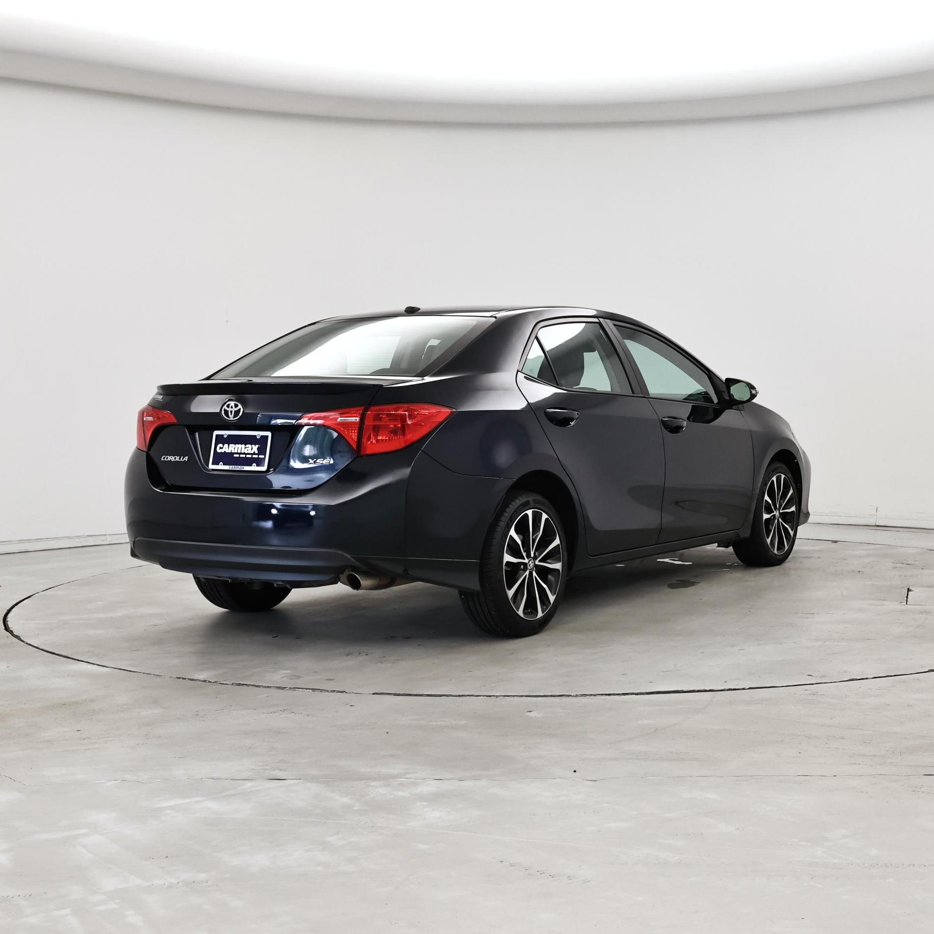 Thumbnail: 2017 Toyota Corolla - 8