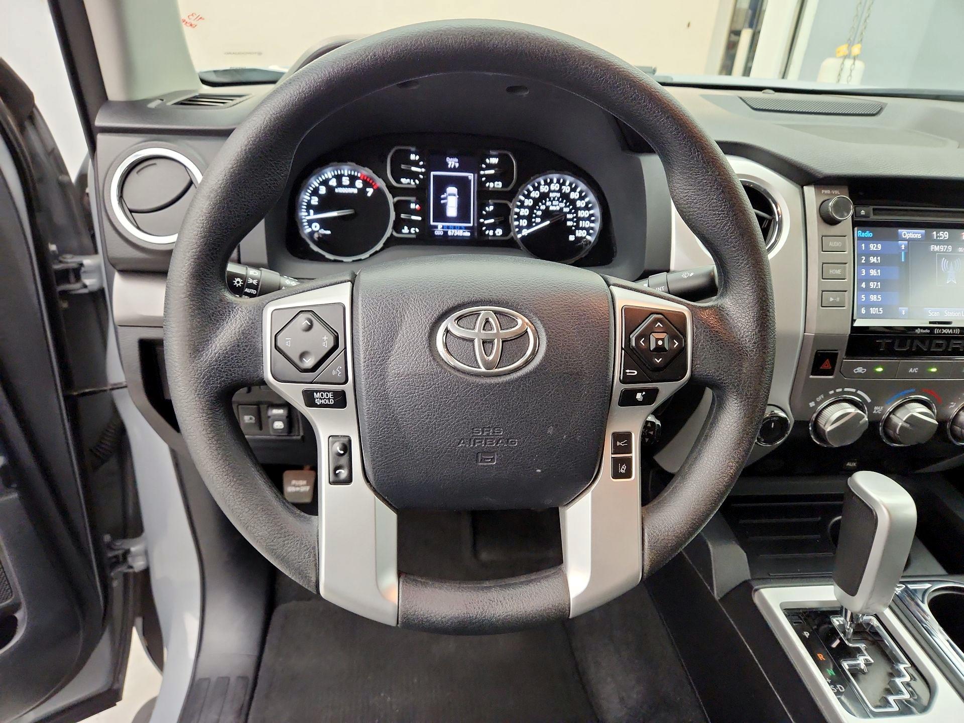 Thumbnail: 2018 Toyota Tundra - 10