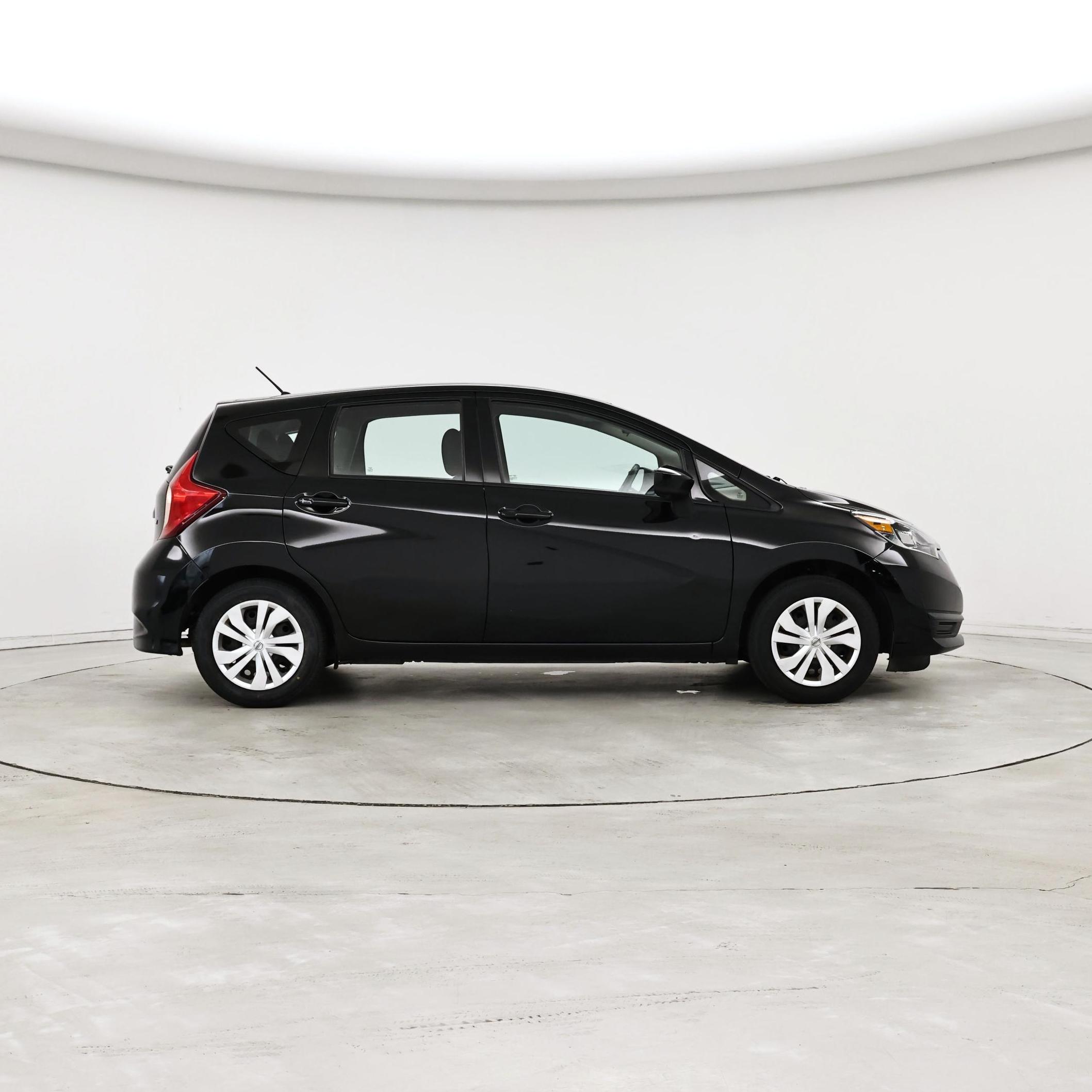 Thumbnail: 2019 Nissan Versa Note - 7