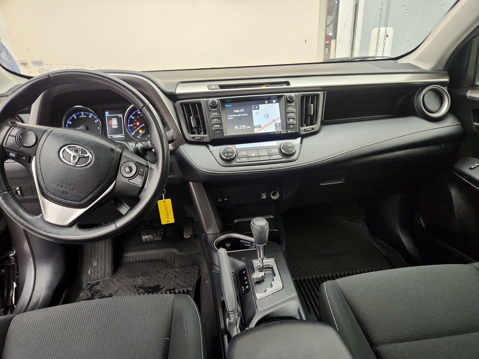 Thumbnail: 2016 Toyota RAV4 - 9