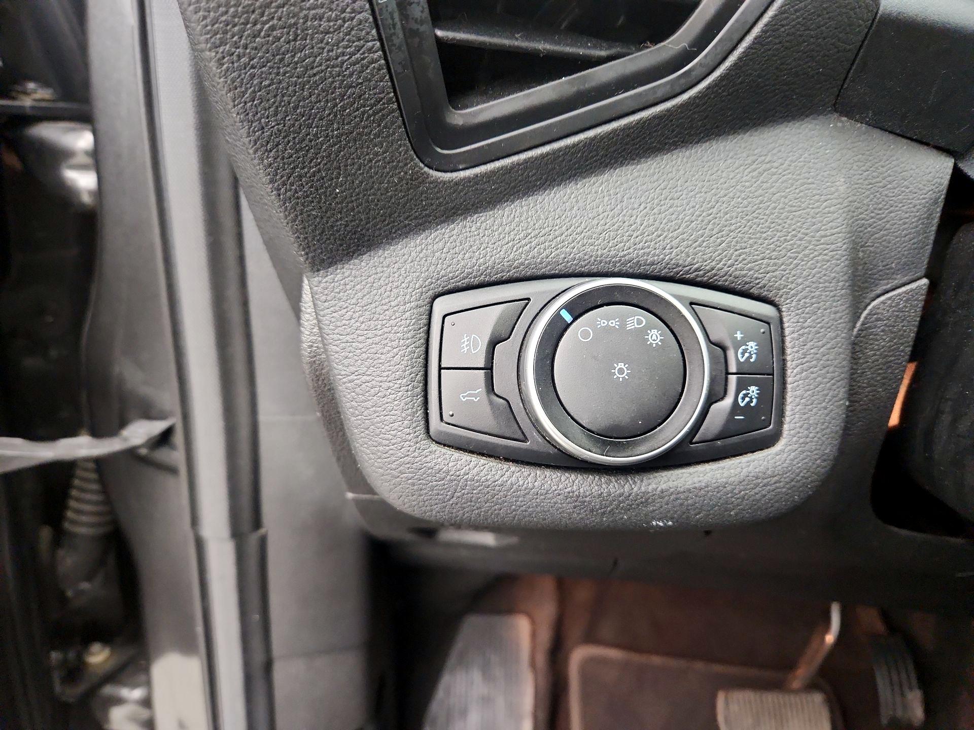 Thumbnail: 2017 Ford Escape - 13