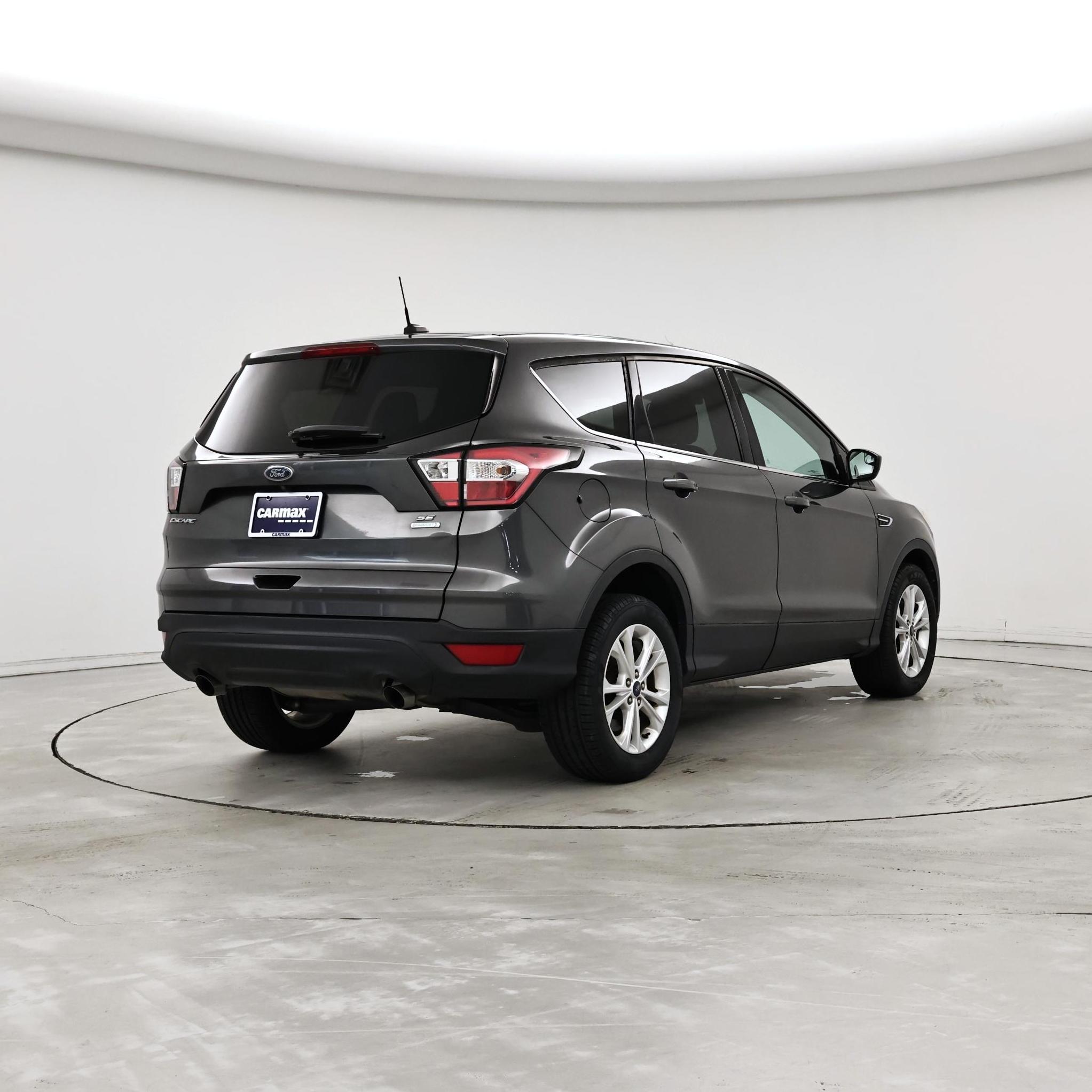 Thumbnail: 2017 Ford Escape - 8