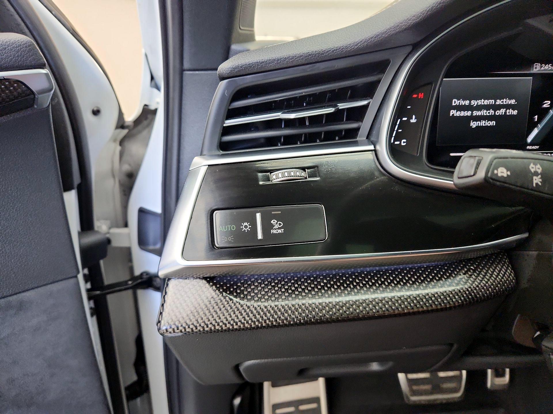 Thumbnail: 2023 Audi SQ7 - 13
