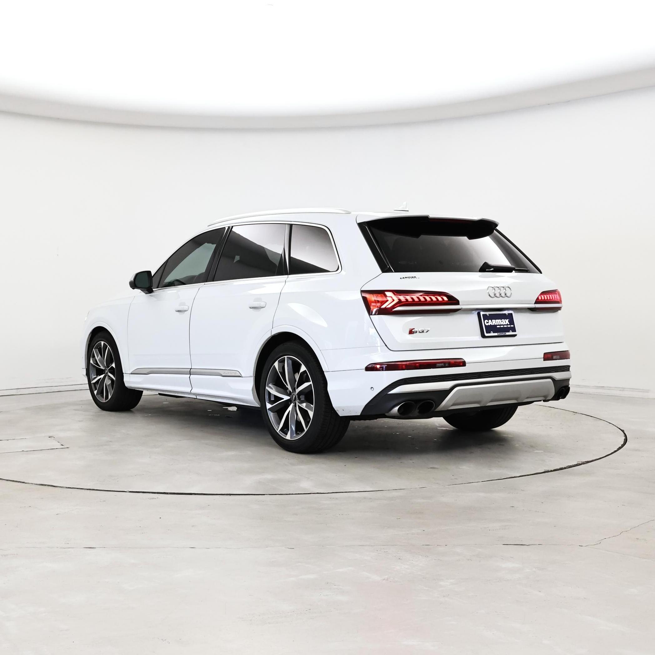 Thumbnail: 2023 Audi SQ7 - 2