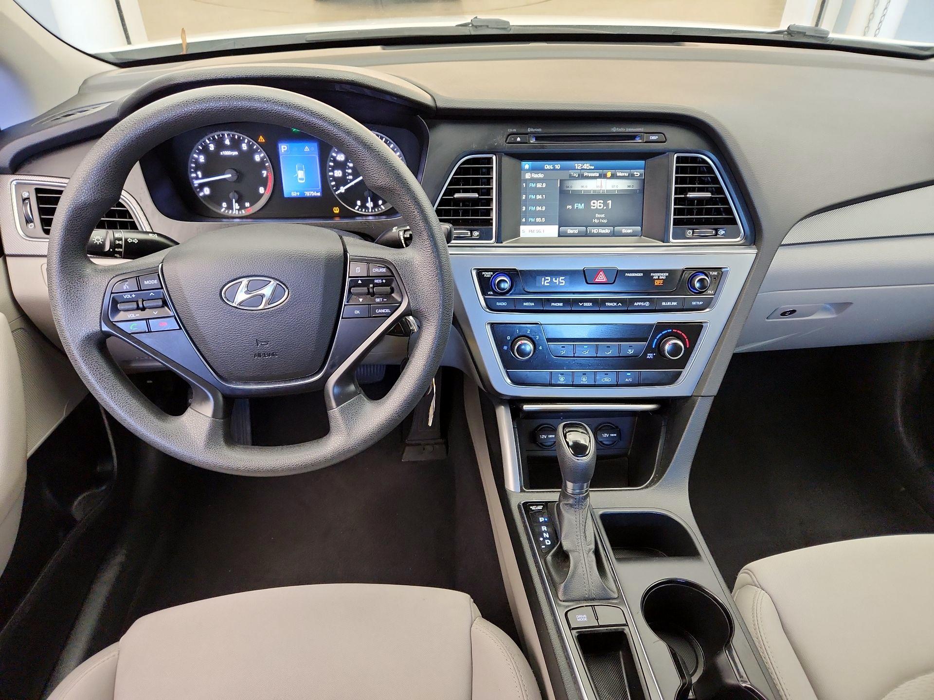 Thumbnail: 2016 Hyundai Sonata - 9