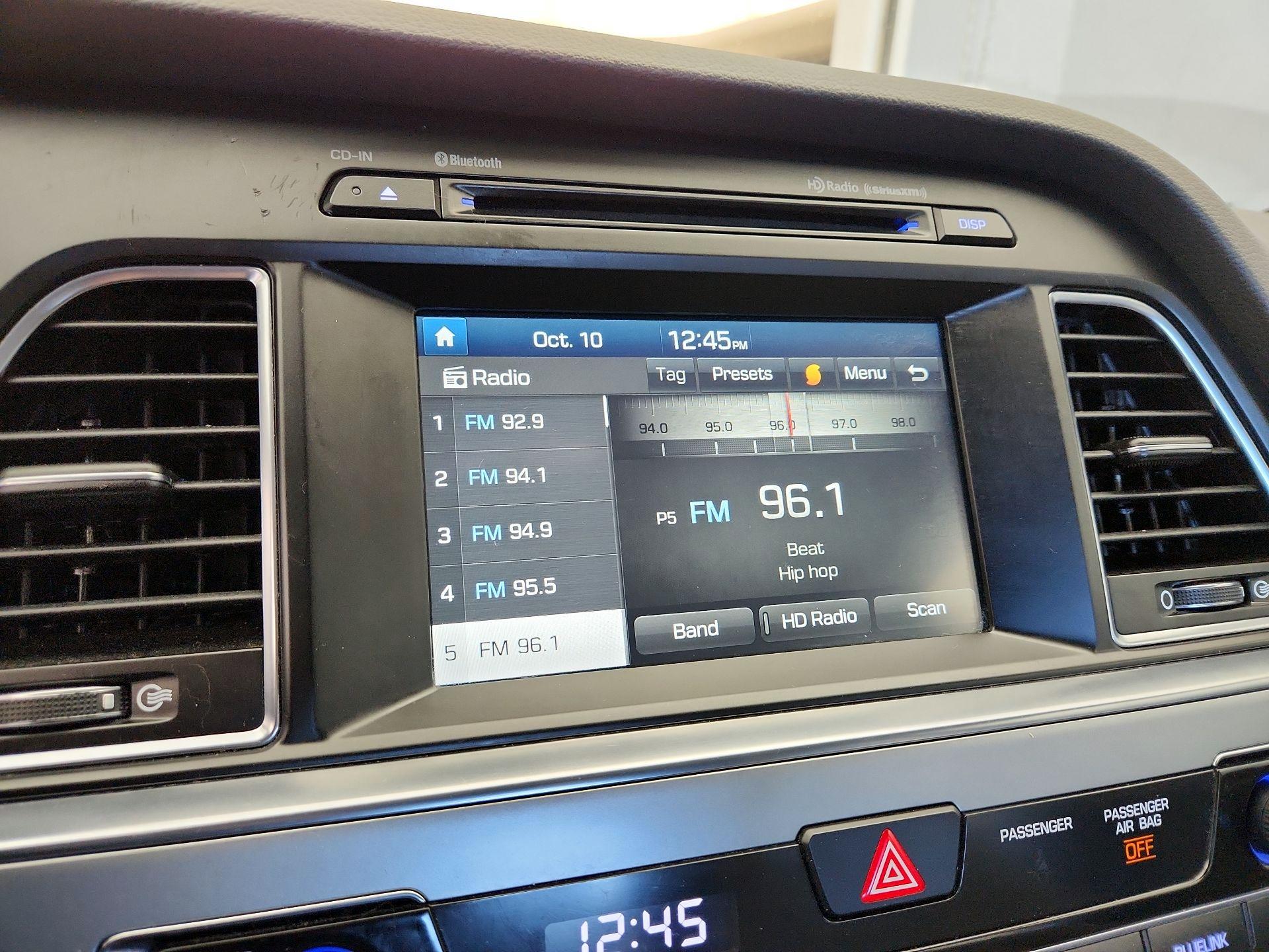 Thumbnail: 2016 Hyundai Sonata - 15