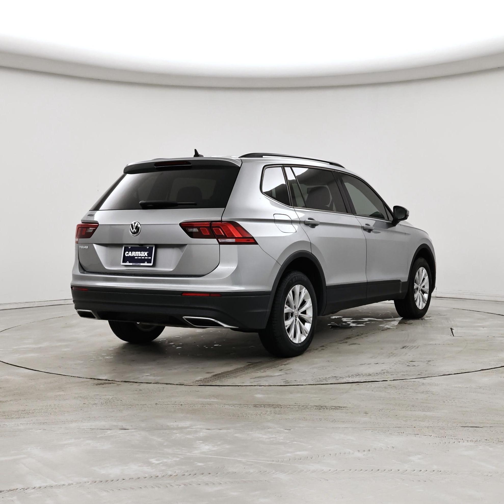 Thumbnail: 2020 Volkswagen Tiguan - 8