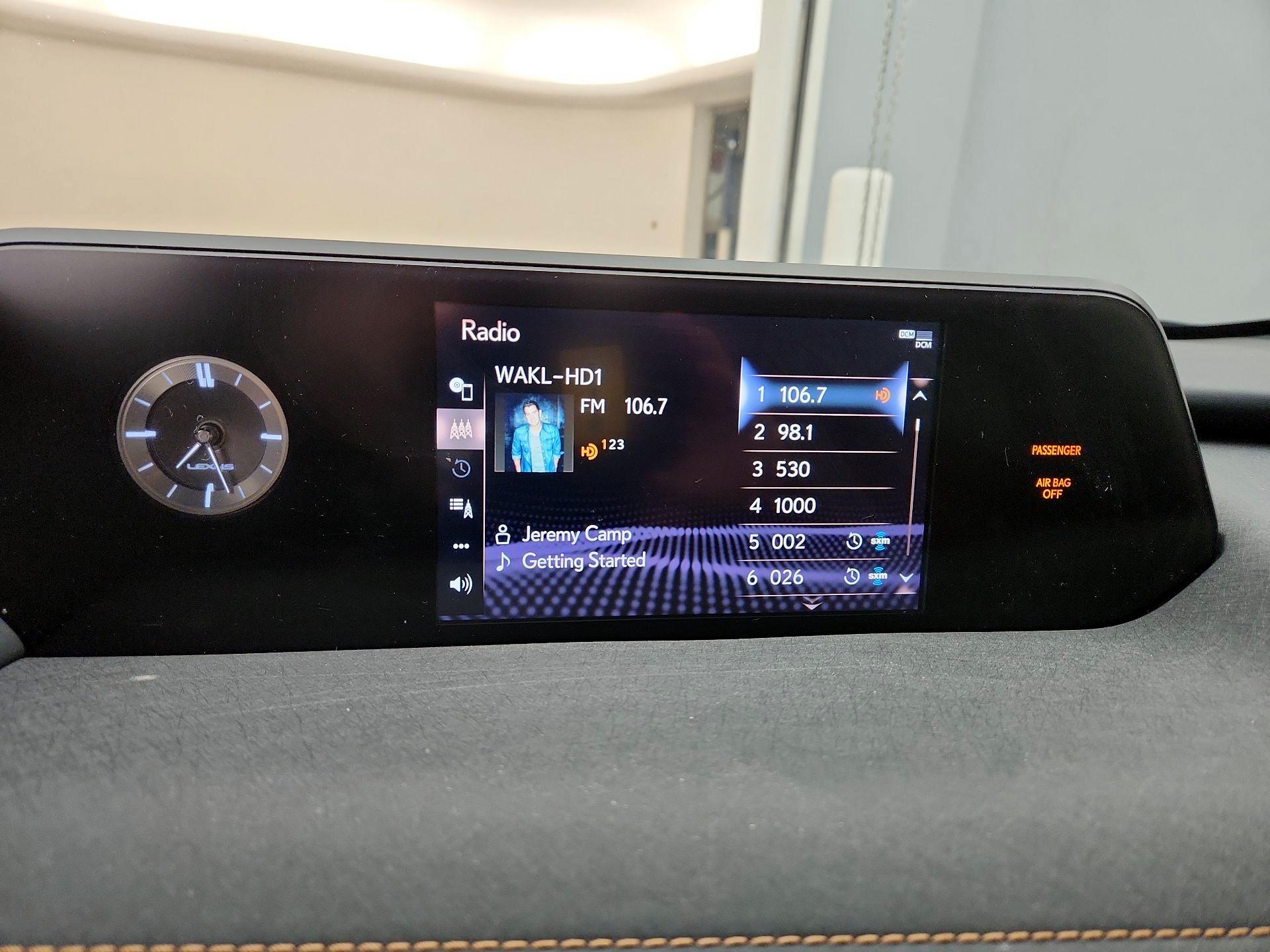 Thumbnail: 2021 Lexus UX - 15