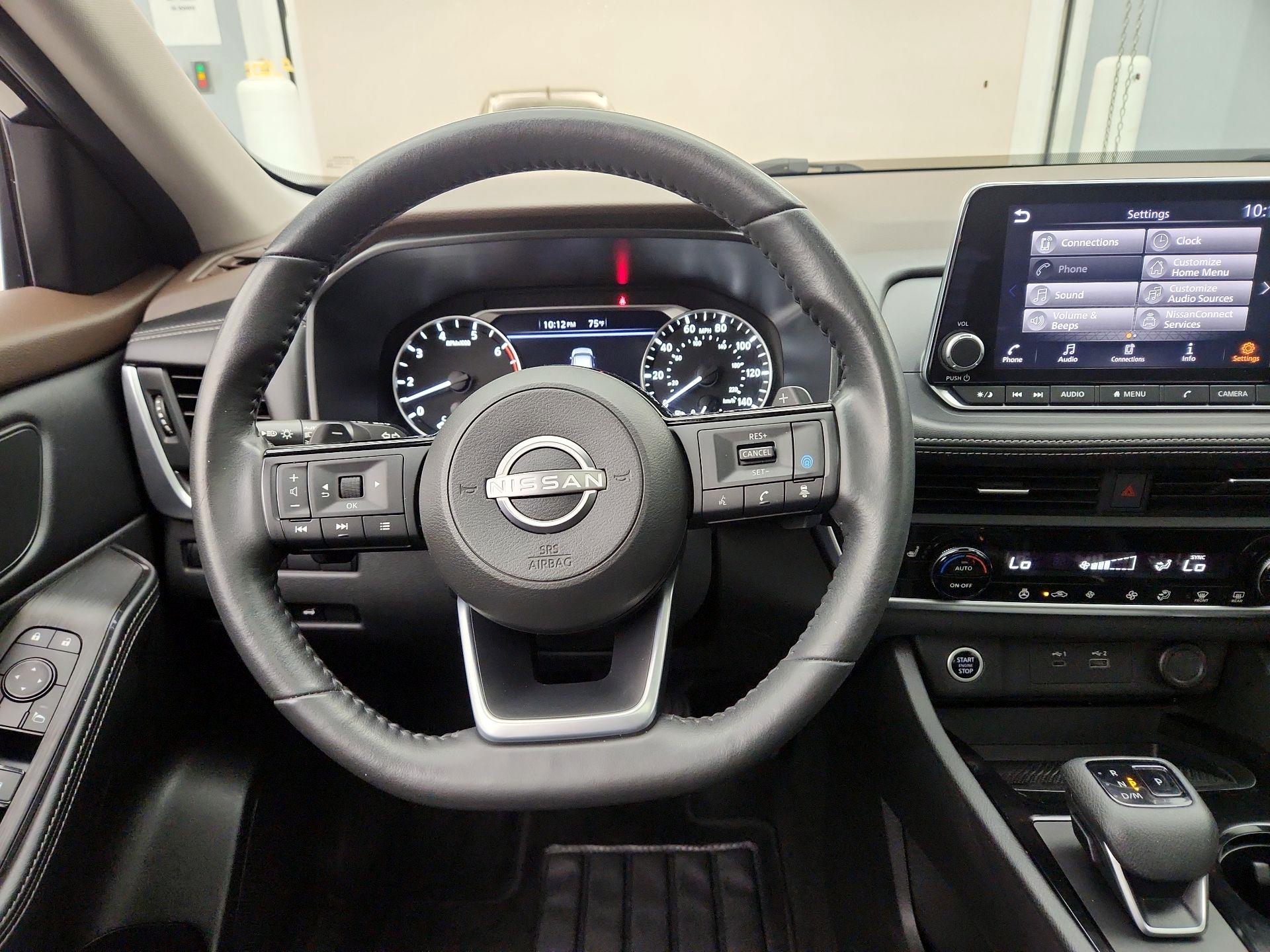 Thumbnail: 2023 Nissan Rogue - 10
