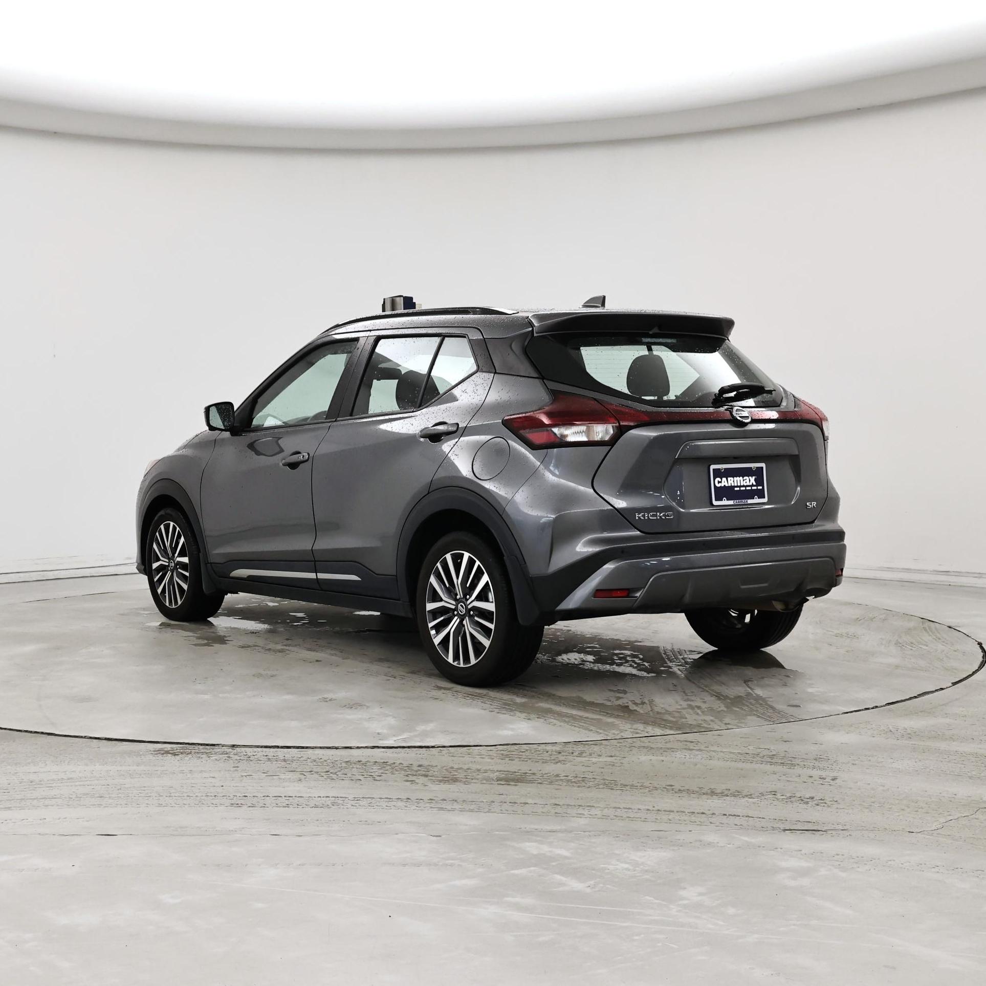 Thumbnail: 2021 Nissan Kicks - 2