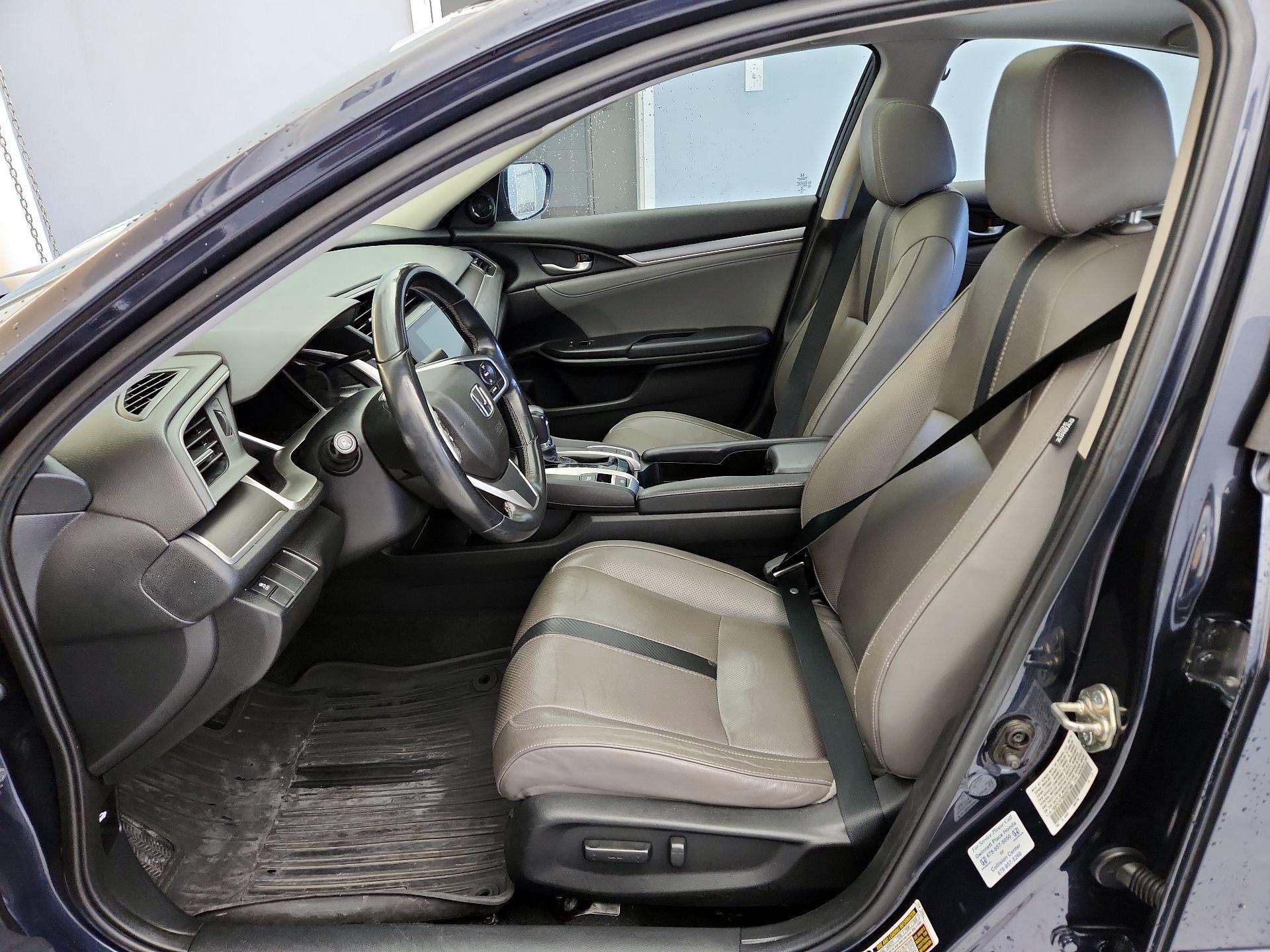 Thumbnail: 2016 Honda Civic - 11
