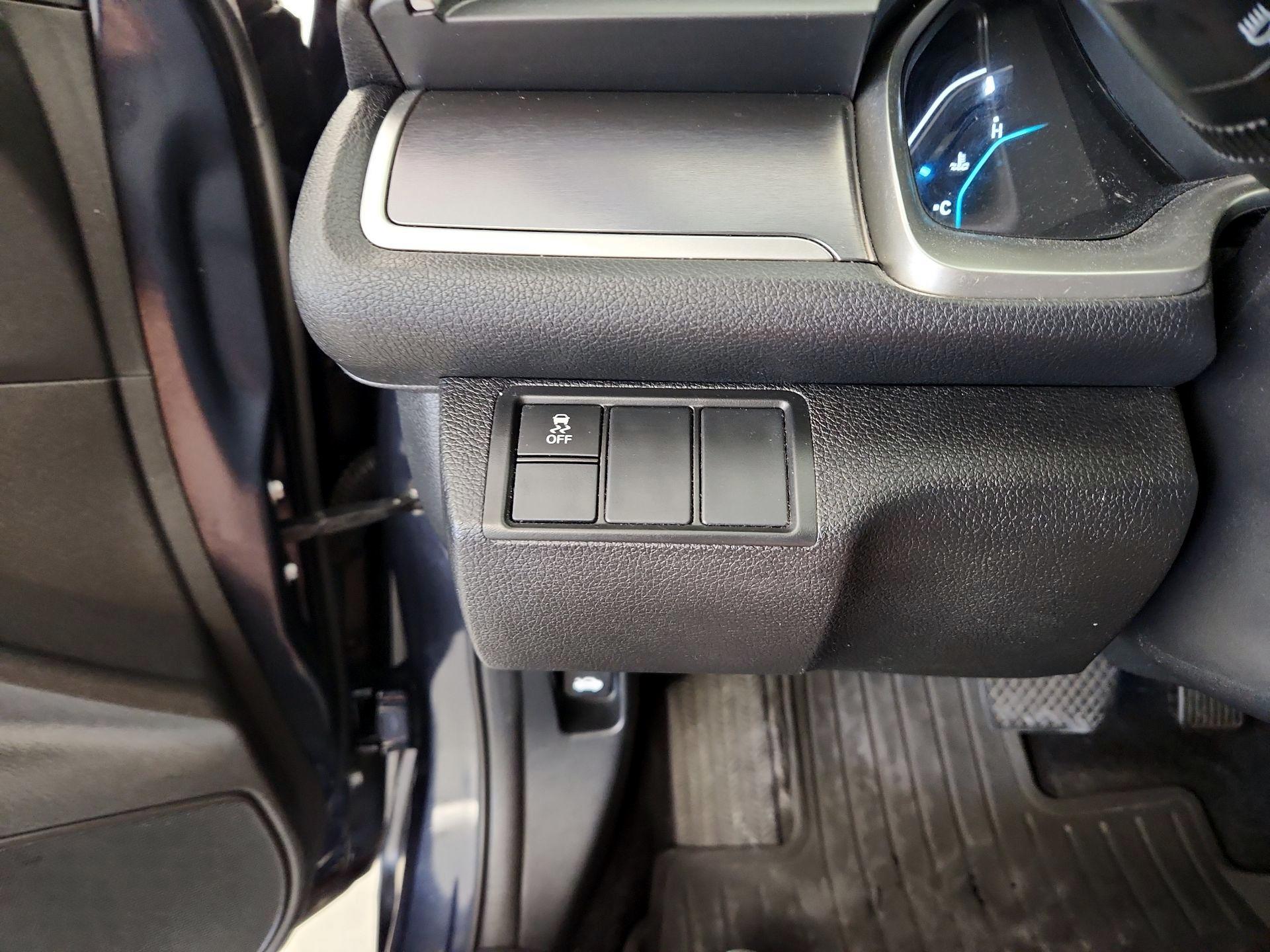 Thumbnail: 2016 Honda Civic - 13