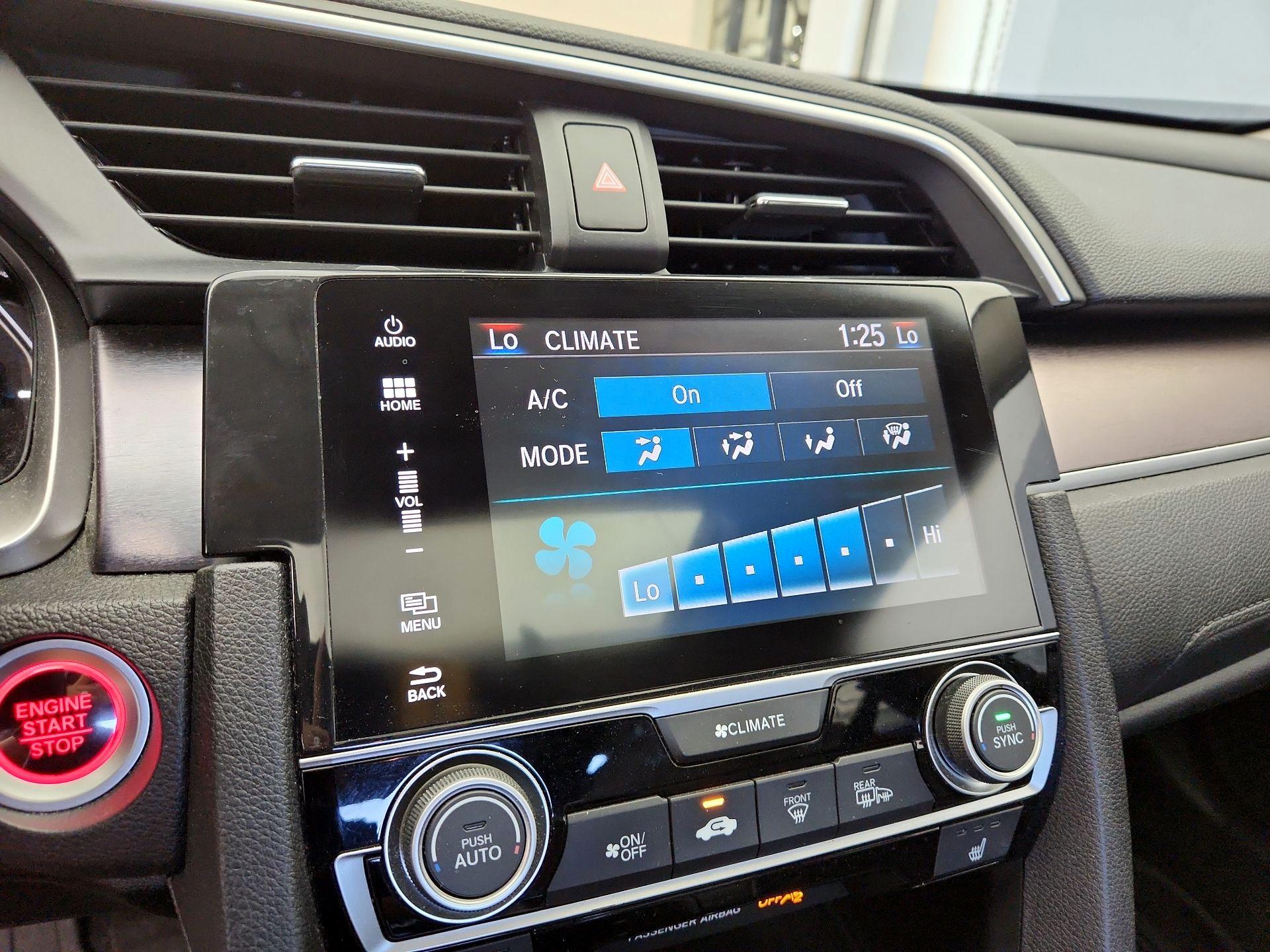 Thumbnail: 2016 Honda Civic - 16