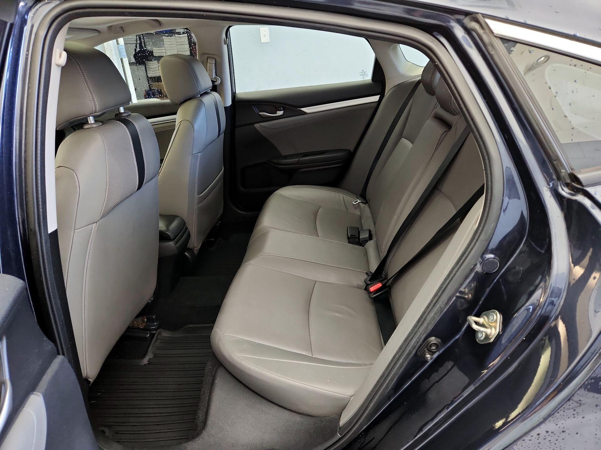Thumbnail: 2016 Honda Civic - 19