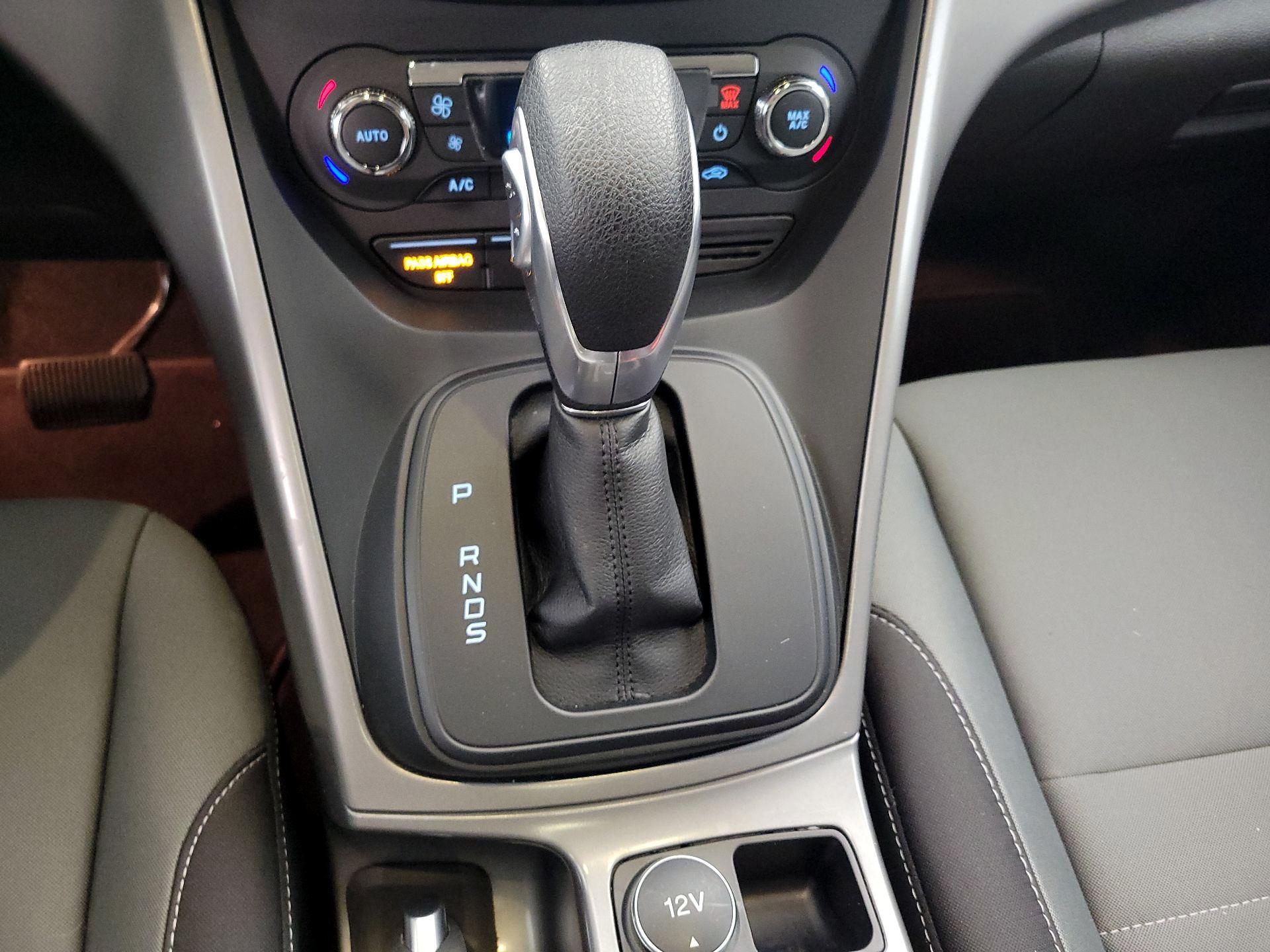 Thumbnail: 2016 Ford Escape - 17
